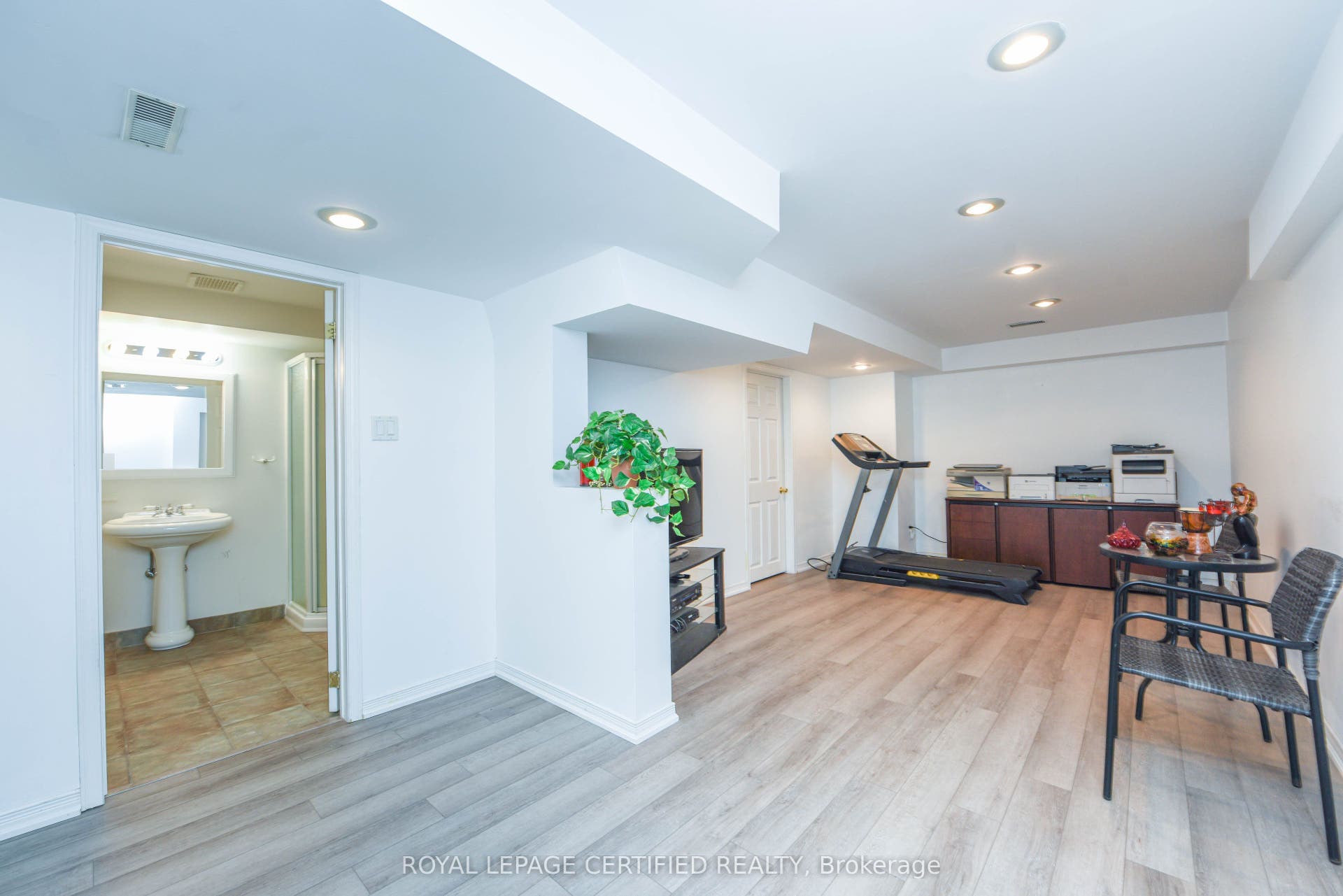 6037 Clover Ridge Crescent, Mississauga, Peel ON L5N 7B4