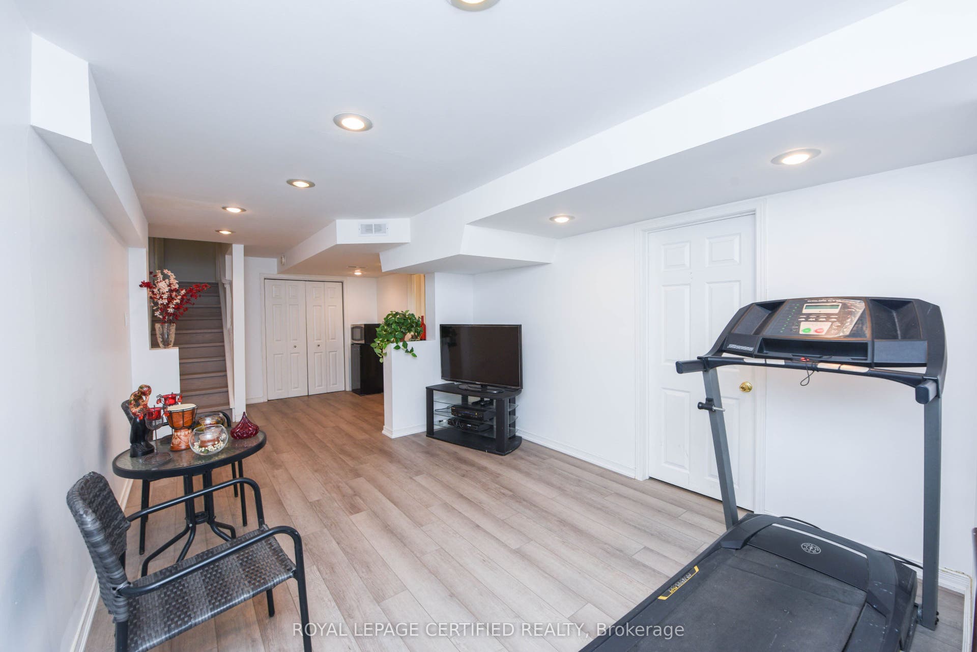 6037 Clover Ridge Crescent, Mississauga, Peel ON L5N 7B4