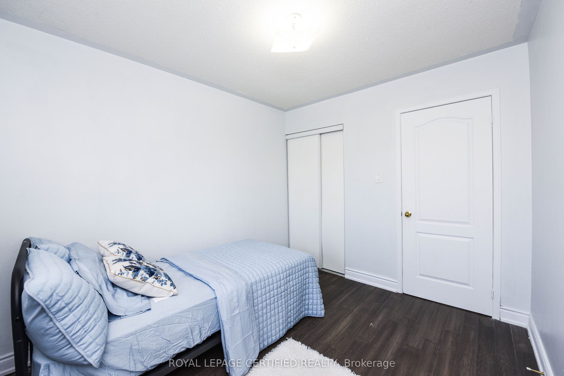 6037 Clover Ridge Crescent, Mississauga, Peel ON L5N 7B4