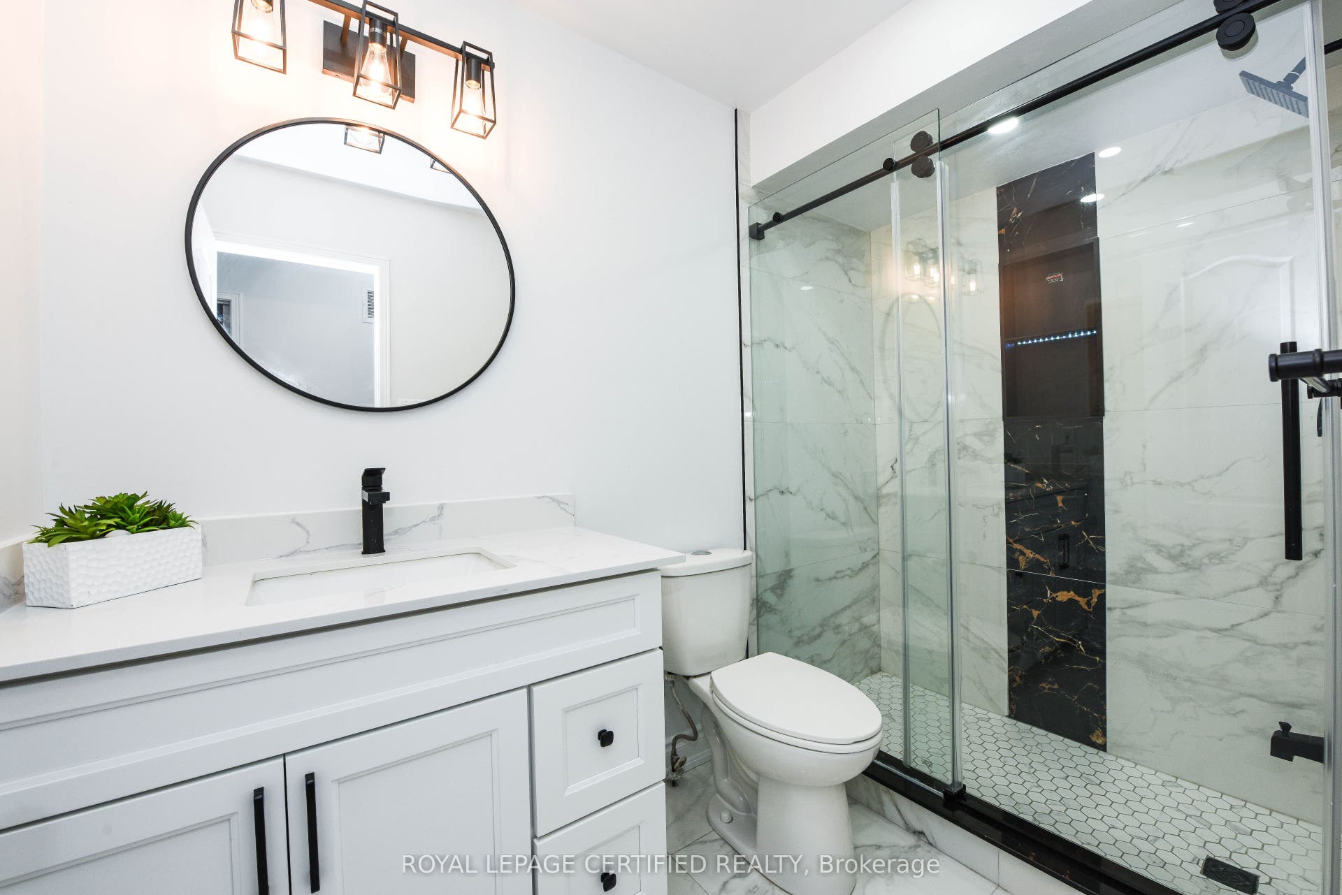 6037 Clover Ridge Crescent, Mississauga, Peel ON L5N 7B4