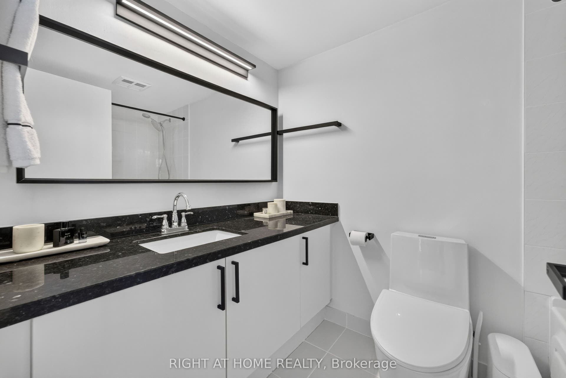 250 Manitoba Street, #612, Toronto W06, Toronto W, Toronto ON M8Y 4G8 250 Manitoba Street, #612, Toronto W06, Toronto W, Toronto ON M8Y 4G8