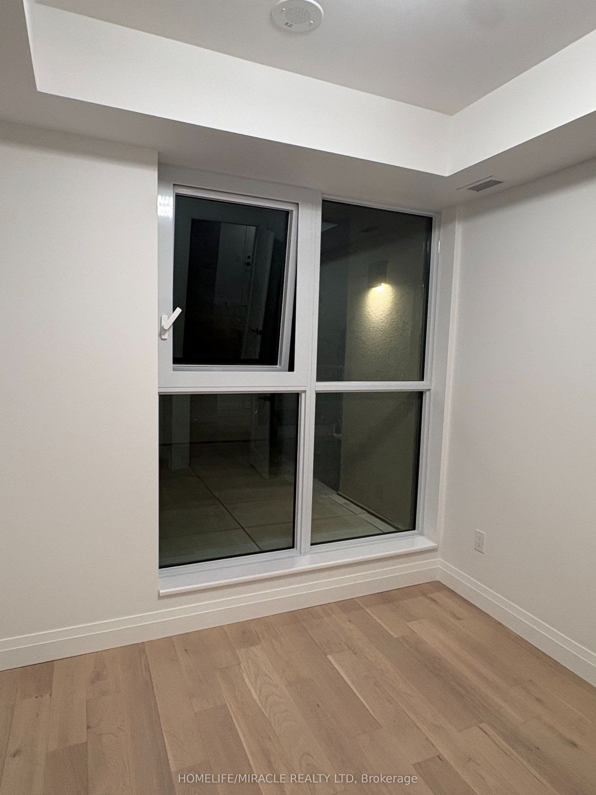 26 Mill Street, #317, Halton Hills, Halton ON L7G 0P9