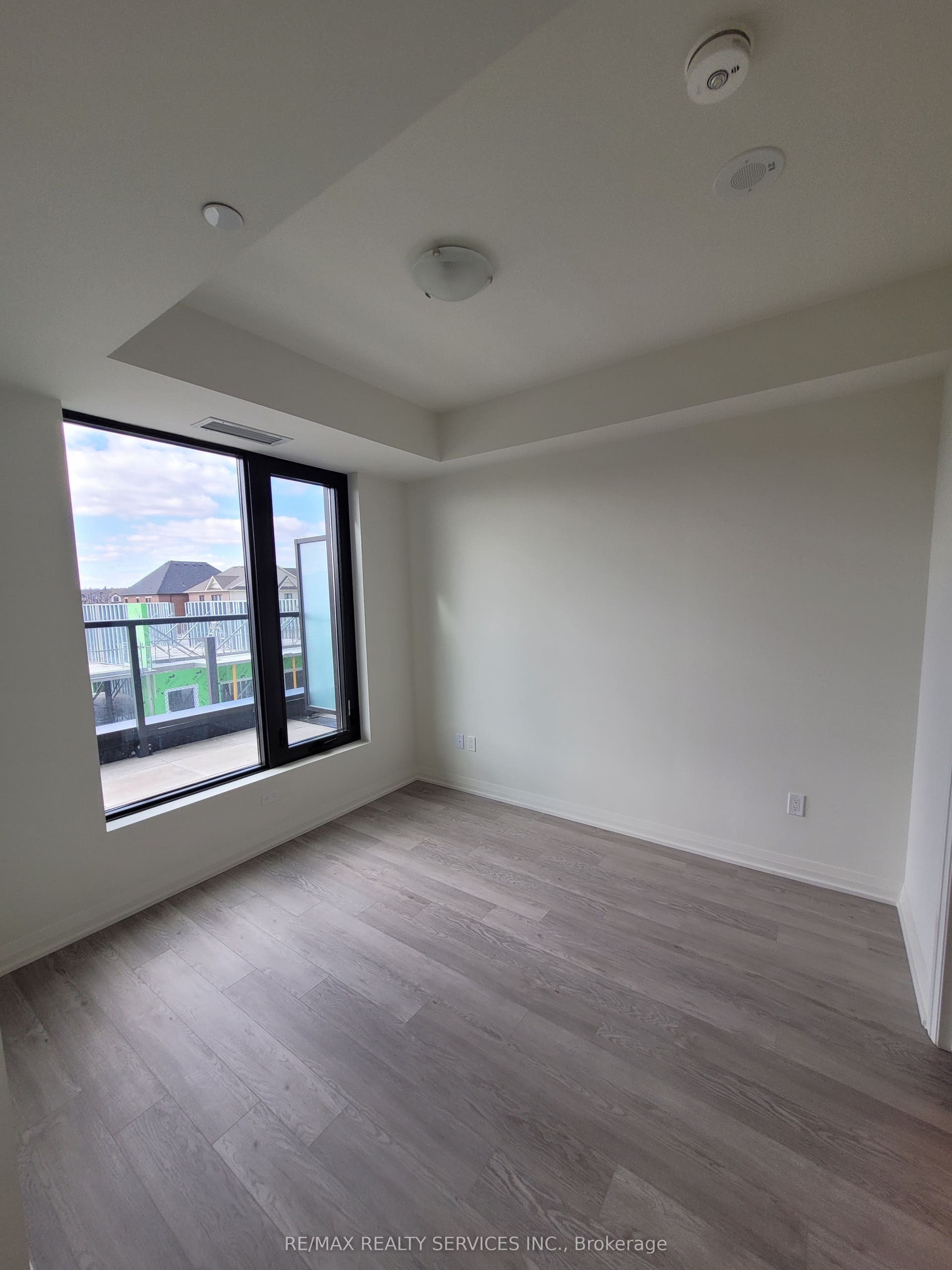 3006 William Cutmore Boulevard, #212, Oakville, Halton ON L6H 8A4