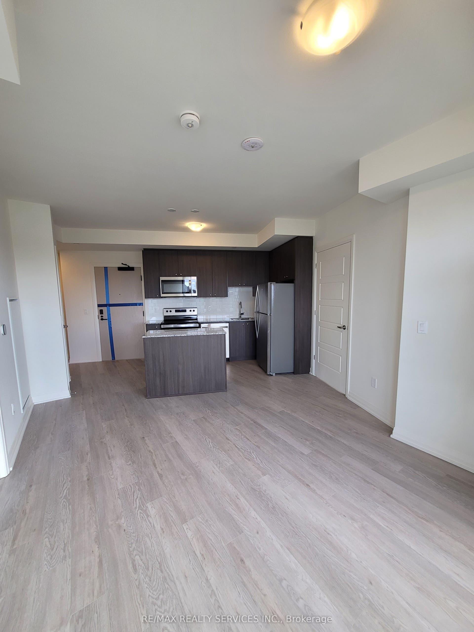 3006 William Cutmore Boulevard, #212, Oakville, Halton ON L6H 8A4