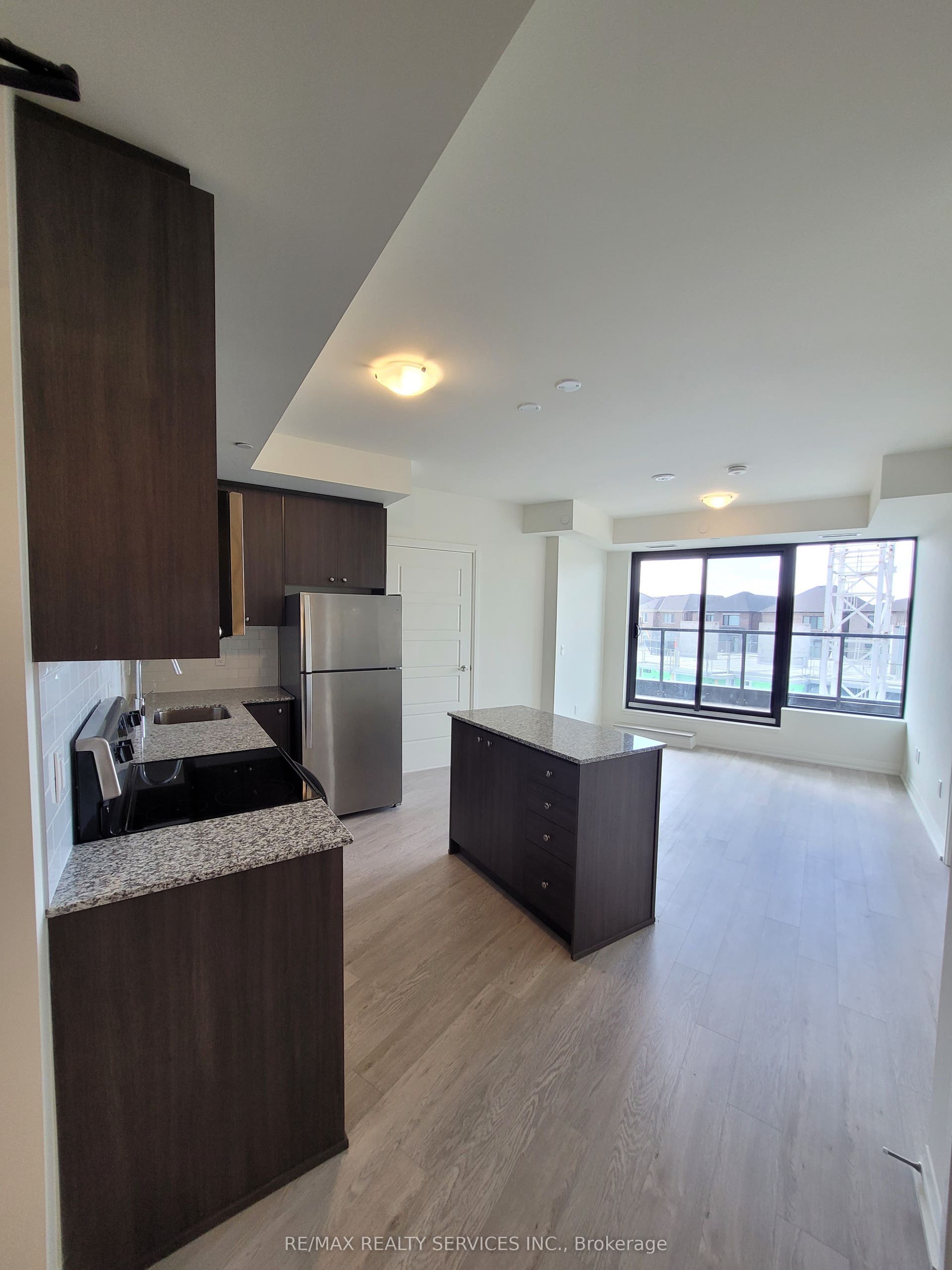 3006 William Cutmore Boulevard, #212, Oakville, Halton ON L6H 8A4