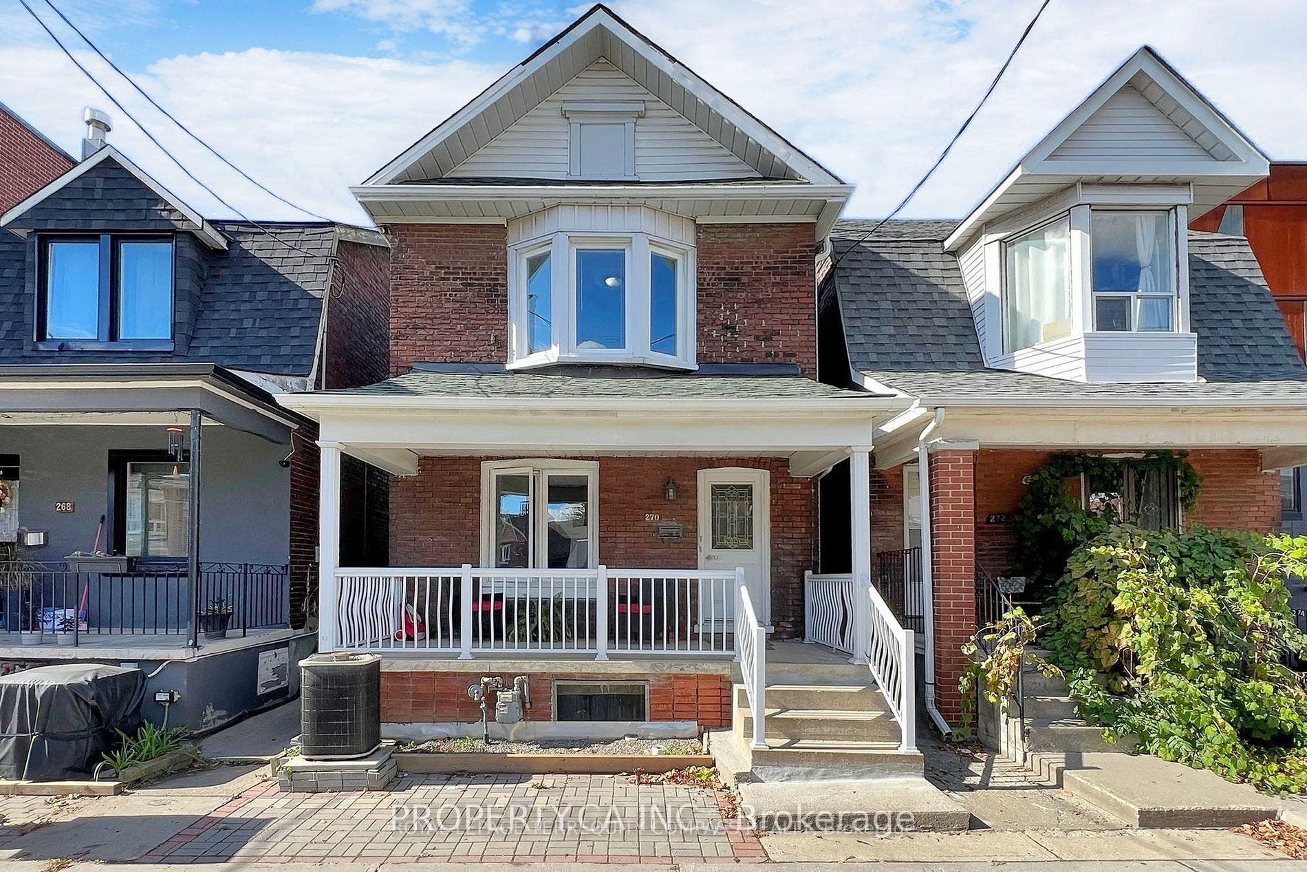 270 Christie Street, #Lower, Toronto W, Toronto ON M6G 3C1