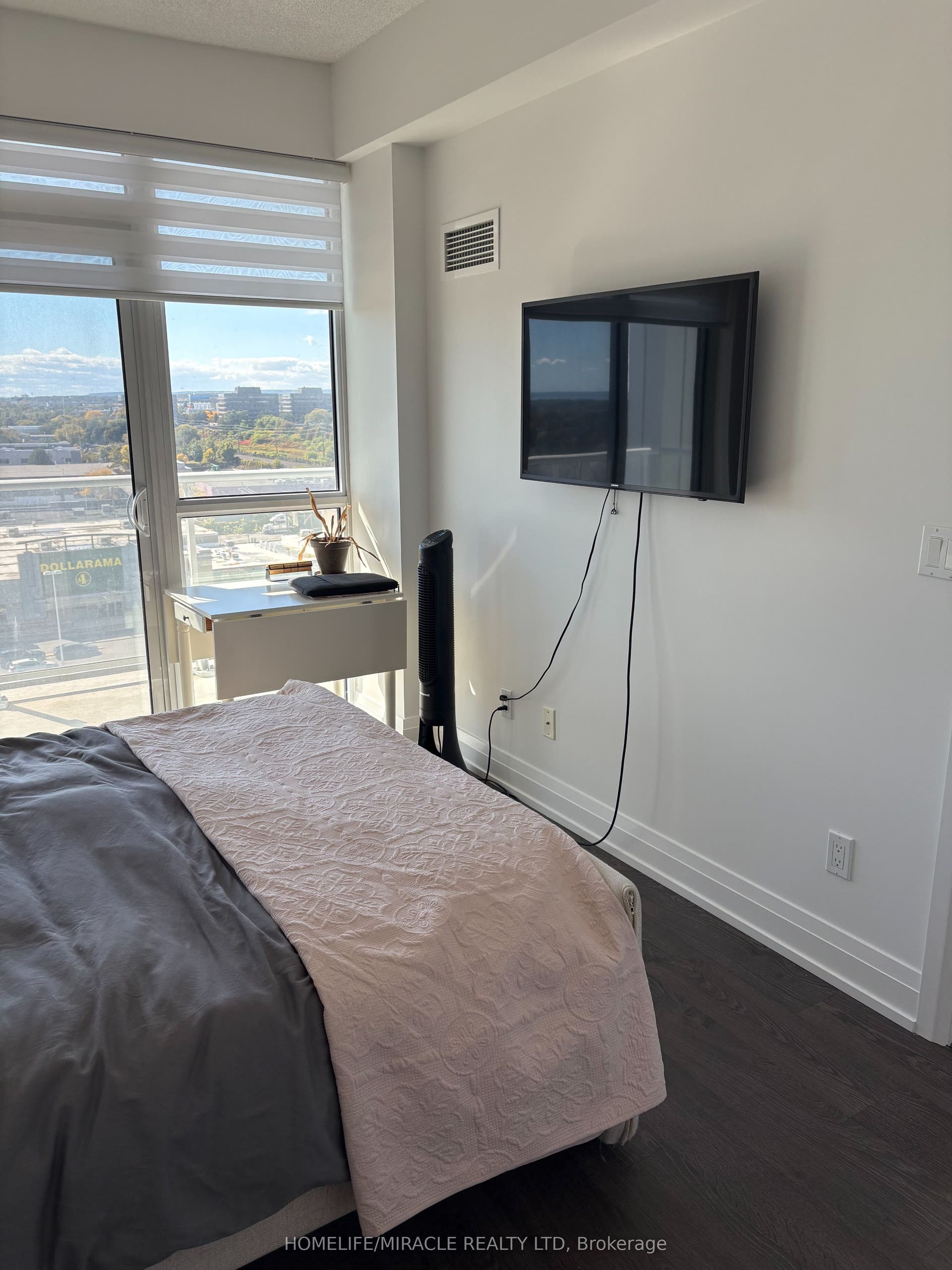 65 Speers Road, #911, Oakville, Halton ON L6K 0J1