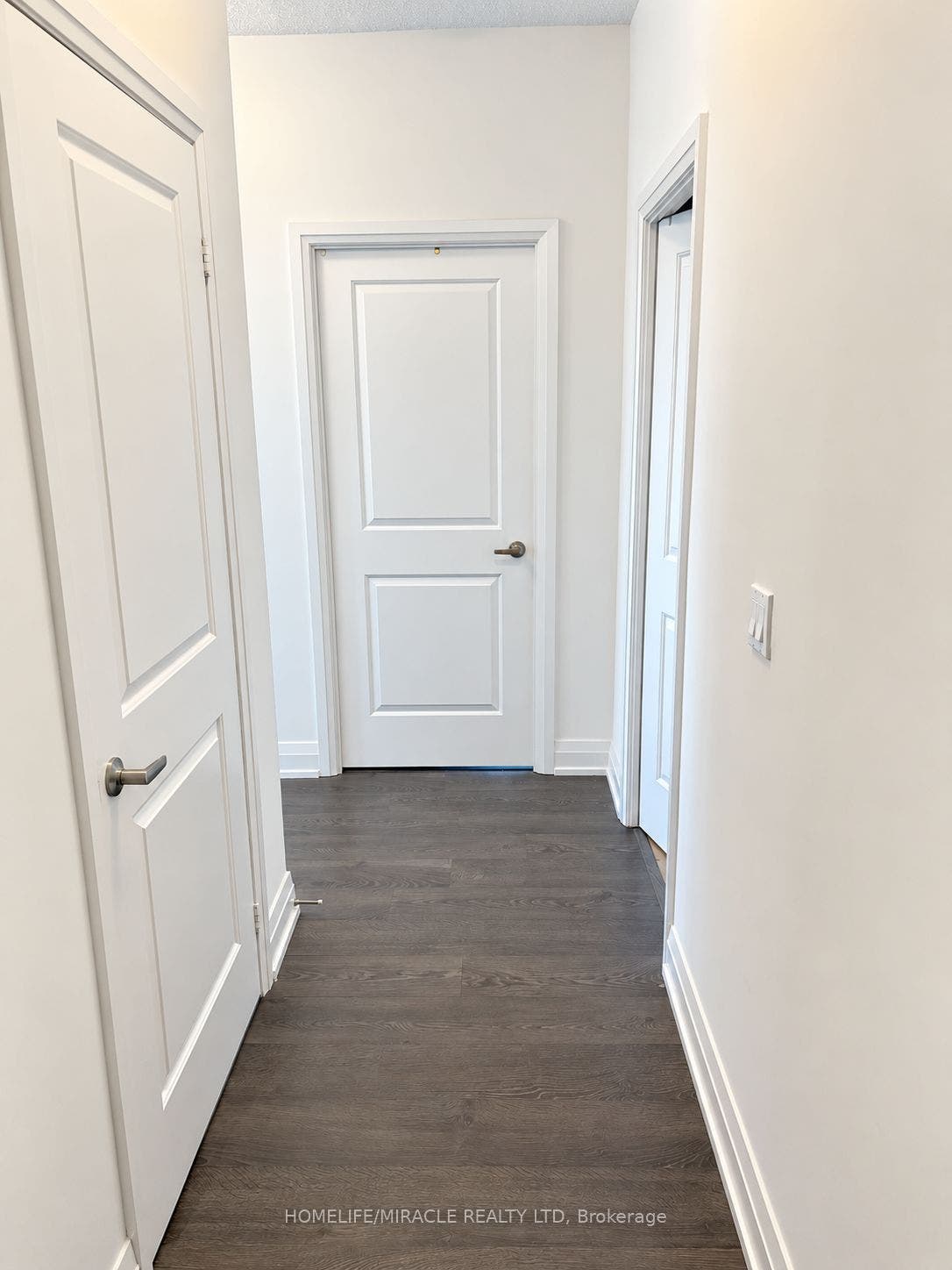 65 Speers Road, #911, Oakville, Halton ON L6K 0J1