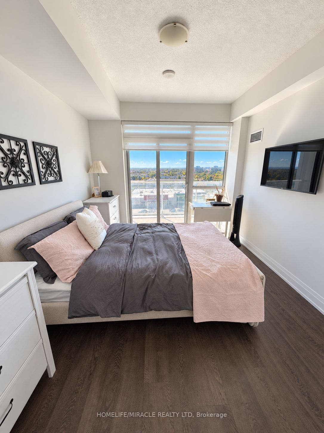 65 Speers Road, #911, Oakville, Halton ON L6K 0J1