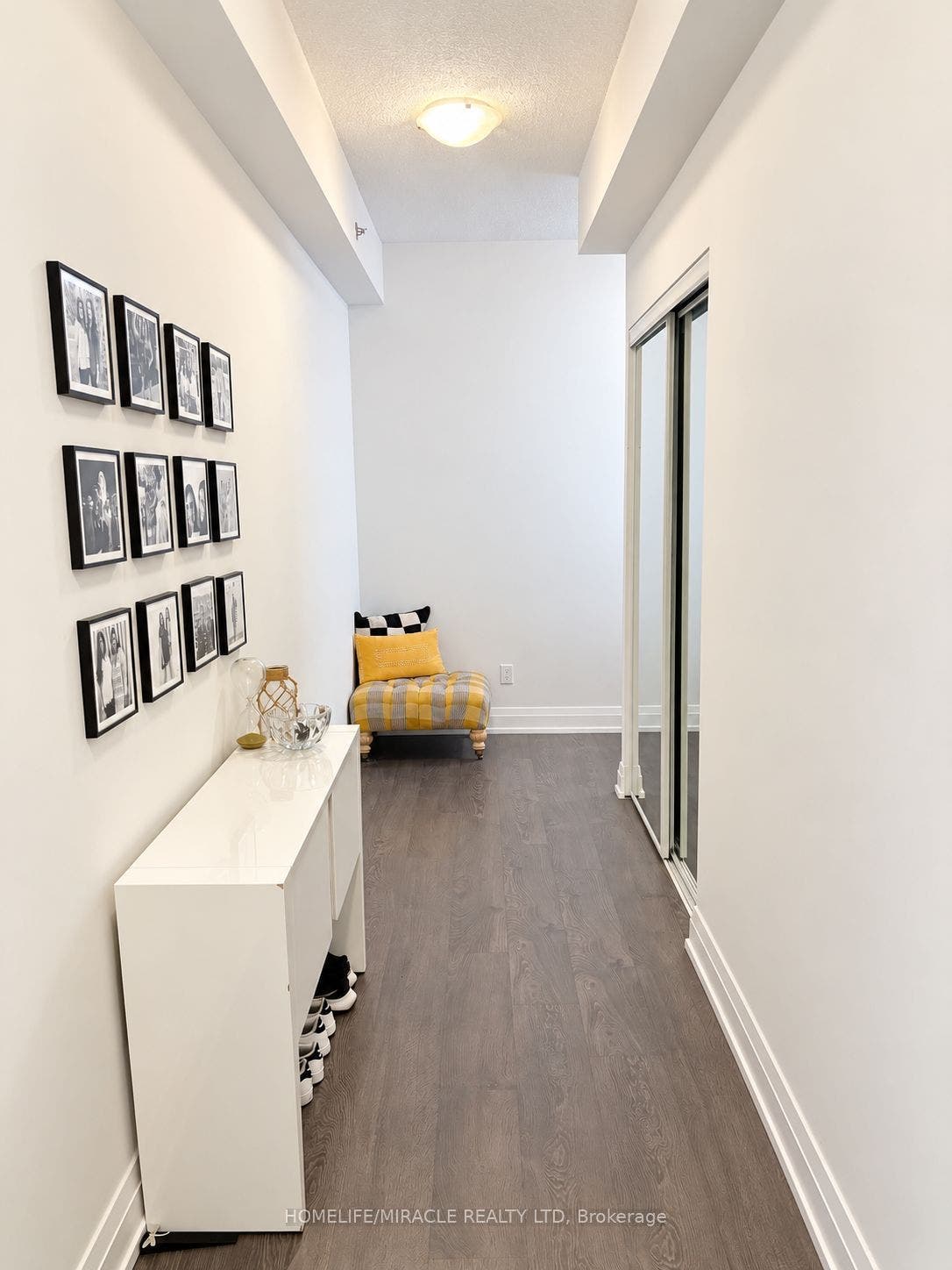 65 Speers Road, #911, Oakville, Halton ON L6K 0J1