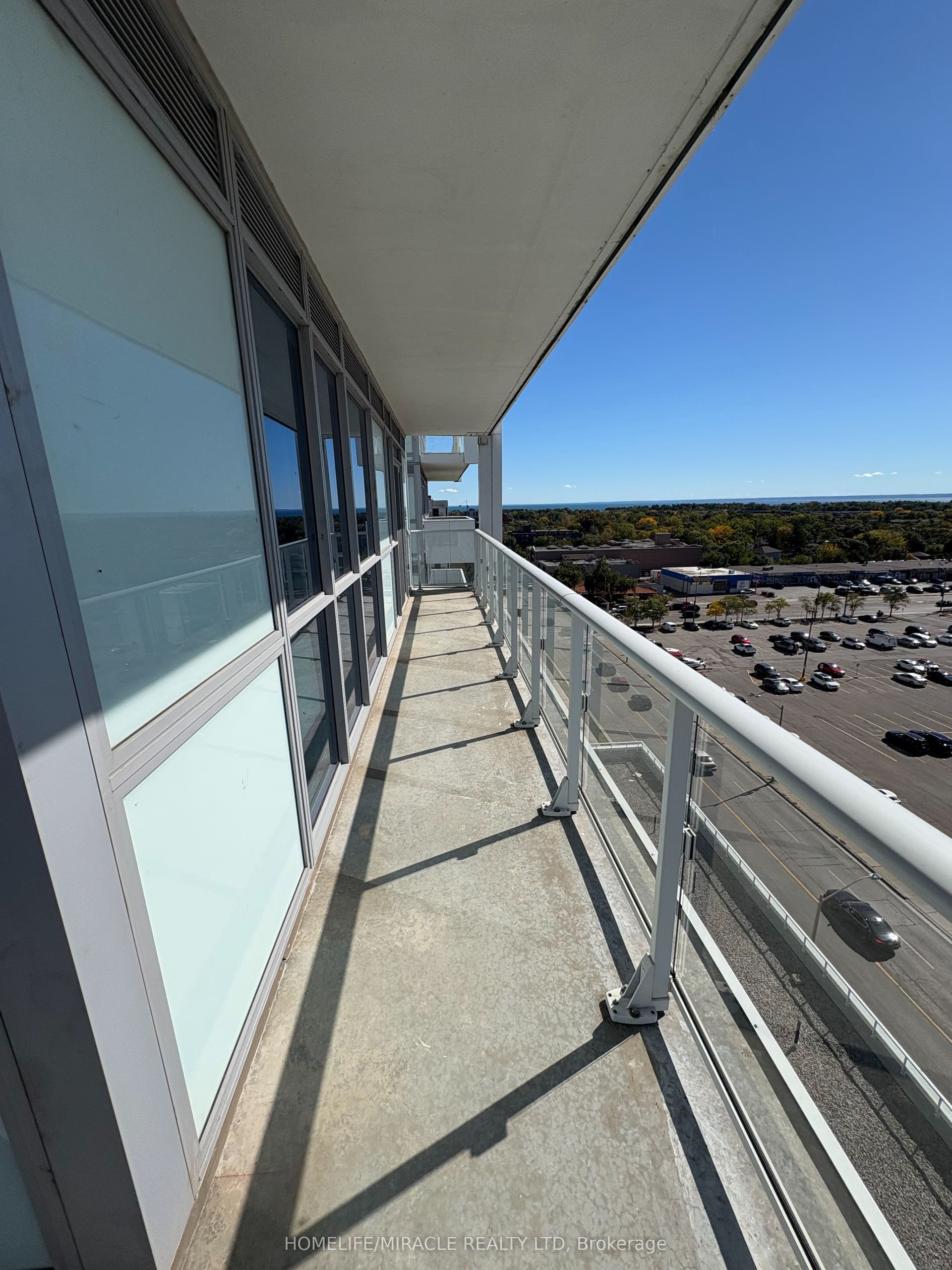 65 Speers Road, #911, Oakville, Halton ON L6K 0J1