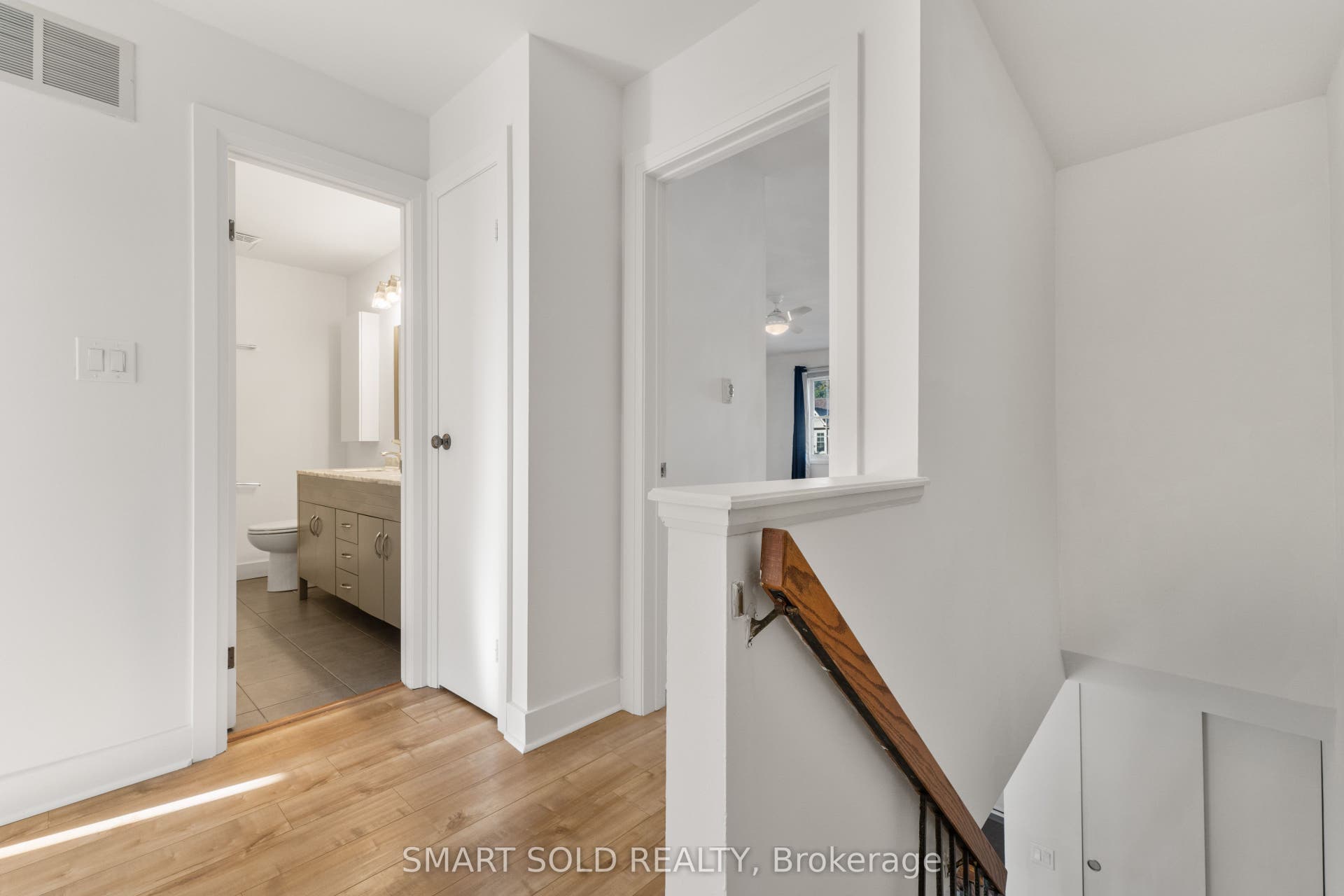 2120 Rathburn Road E, #32, Mississauga, Peel ON L4W 2S8