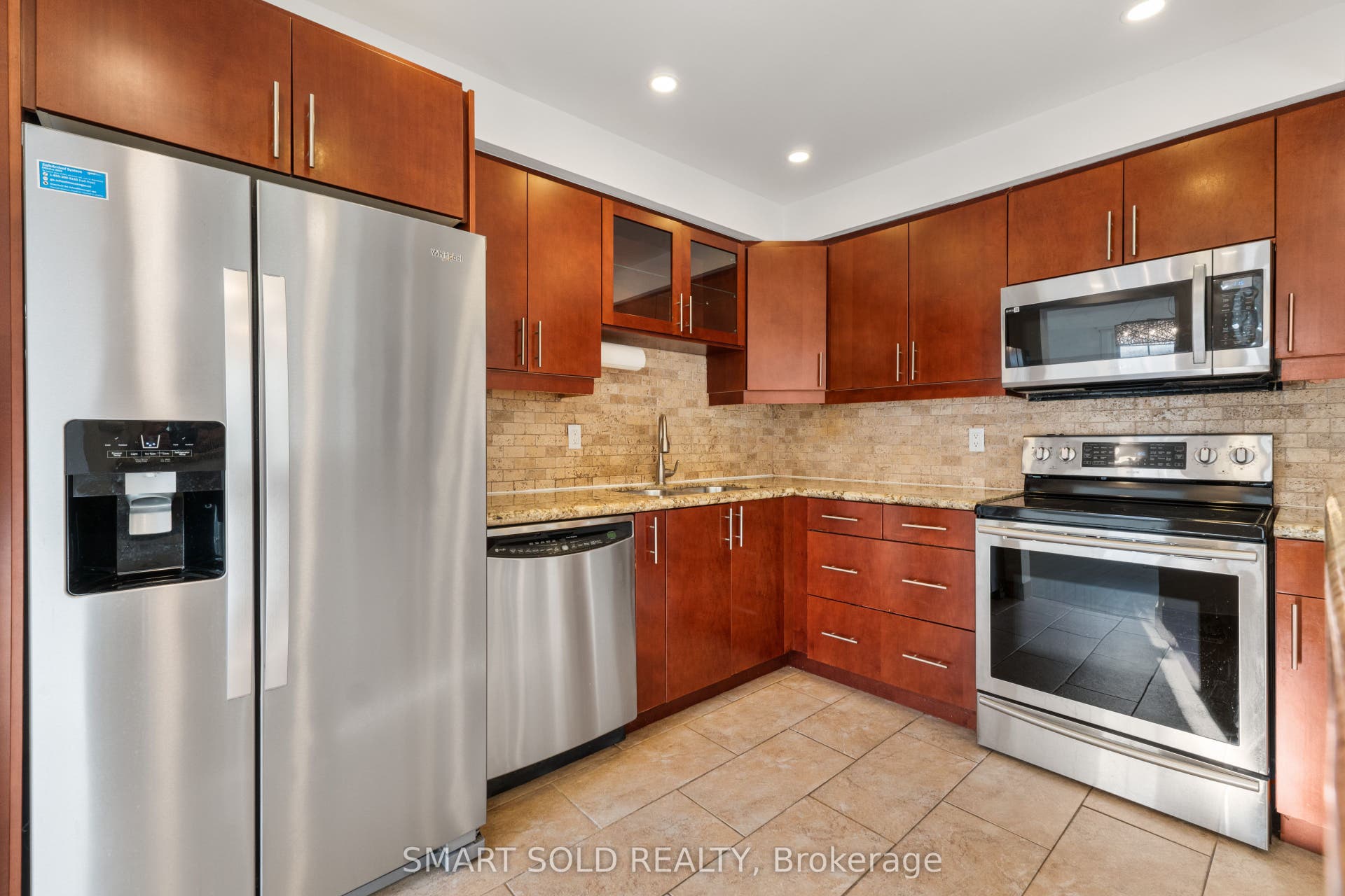 2120 Rathburn Road E, #32, Mississauga, Peel ON L4W 2S8