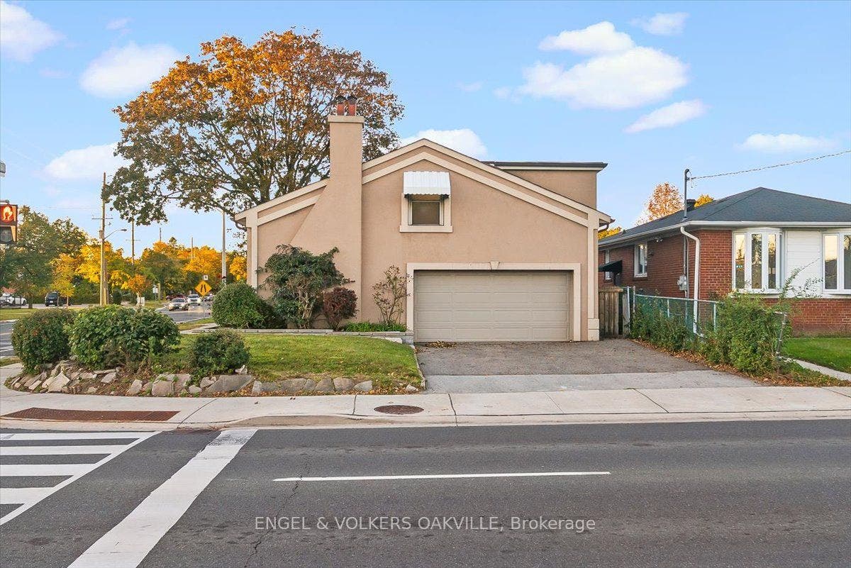 351 Renforth Drive, Toronto W, Toronto ON M9C 2L8