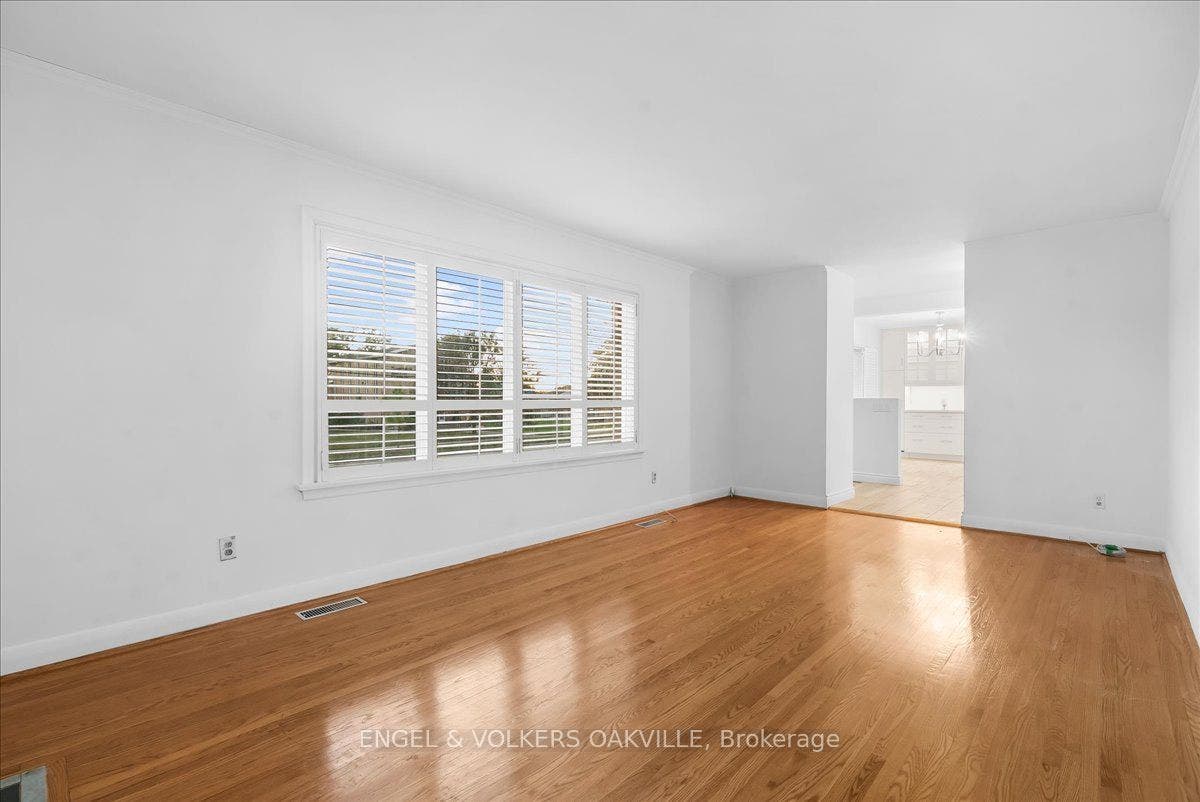 351 Renforth Drive, Toronto W, Toronto ON M9C 2L8