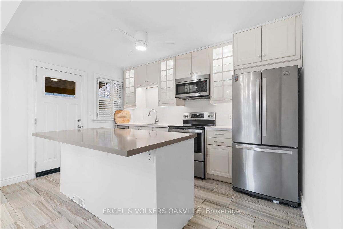 351 Renforth Drive, Toronto W, Toronto ON M9C 2L8