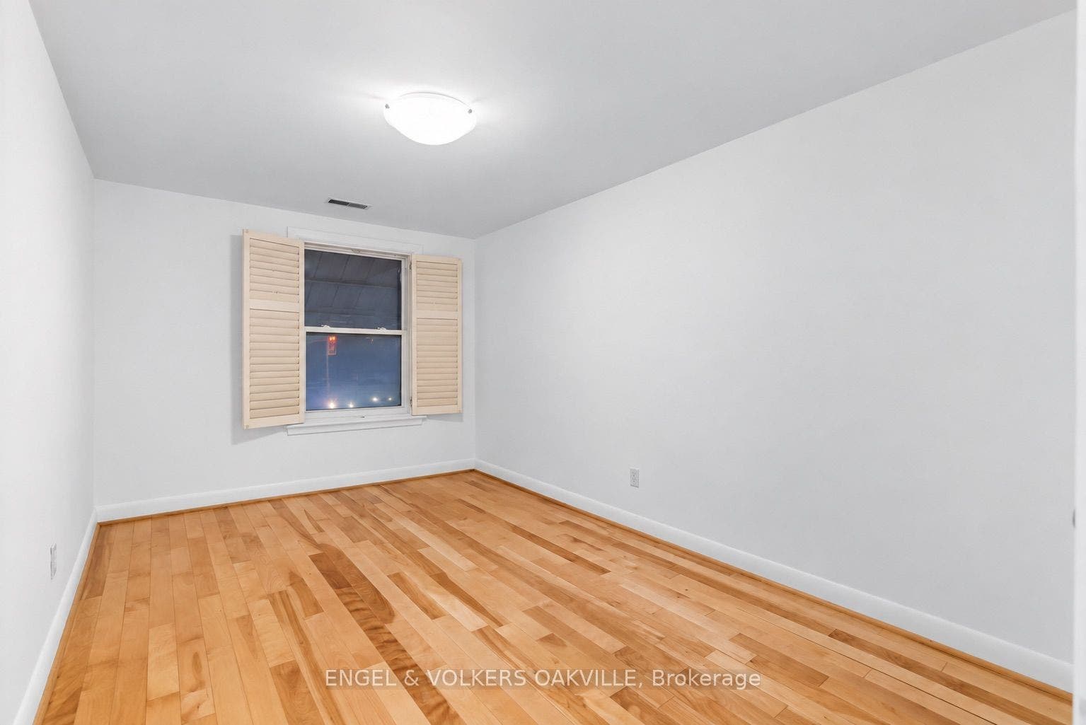 351 Renforth Drive, Toronto W, Toronto ON M9C 2L8