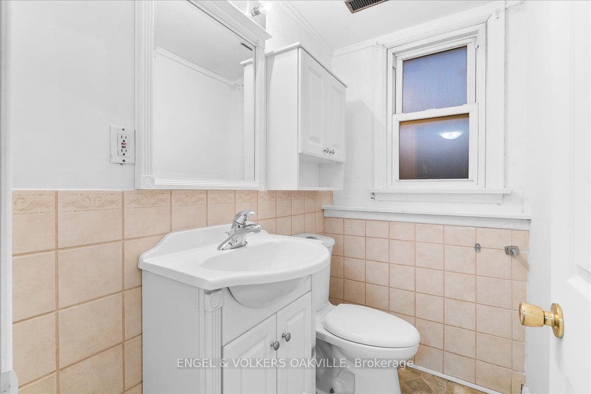 351 Renforth Drive, Toronto W, Toronto ON M9C 2L8