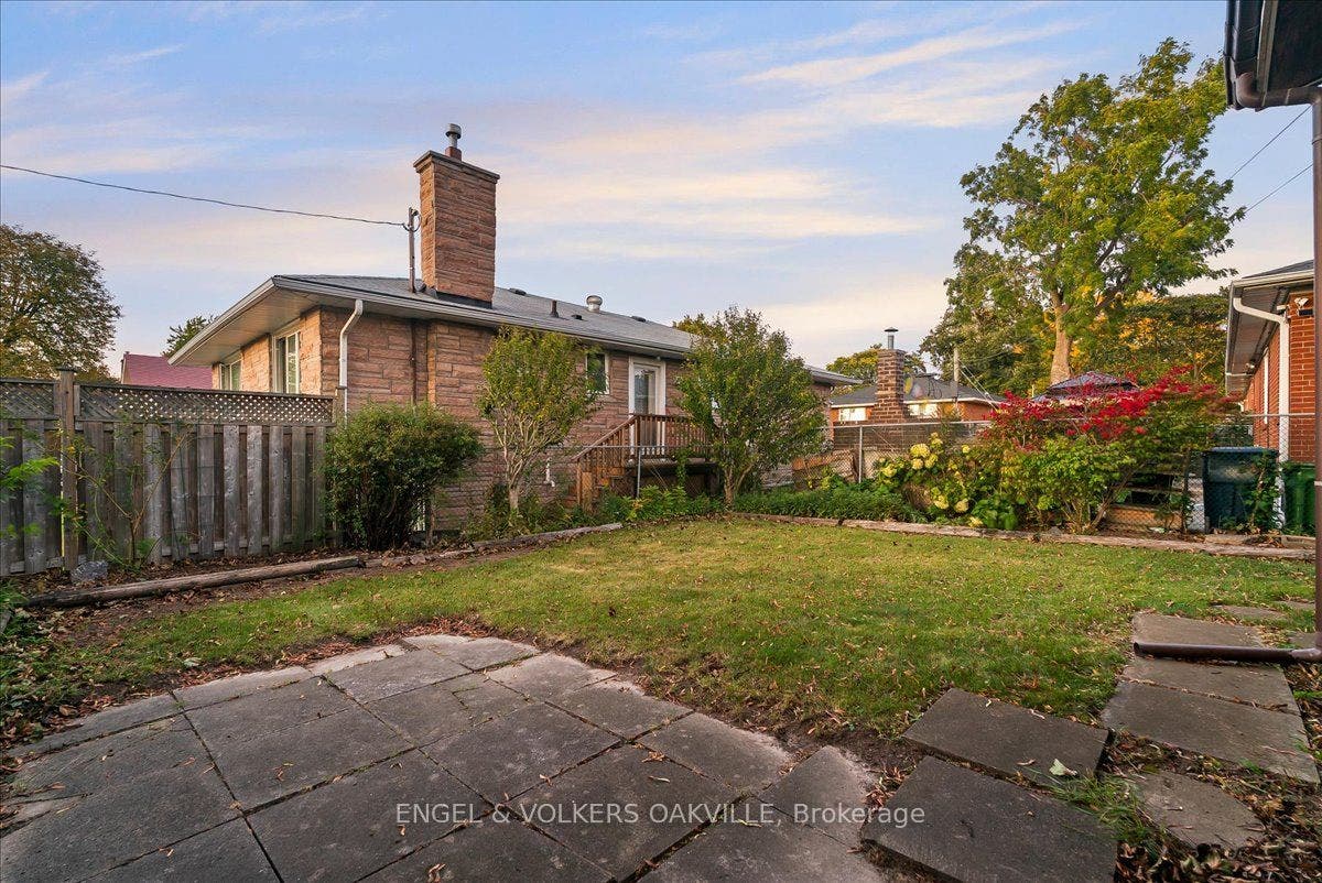 351 Renforth Drive, Toronto W, Toronto ON M9C 2L8