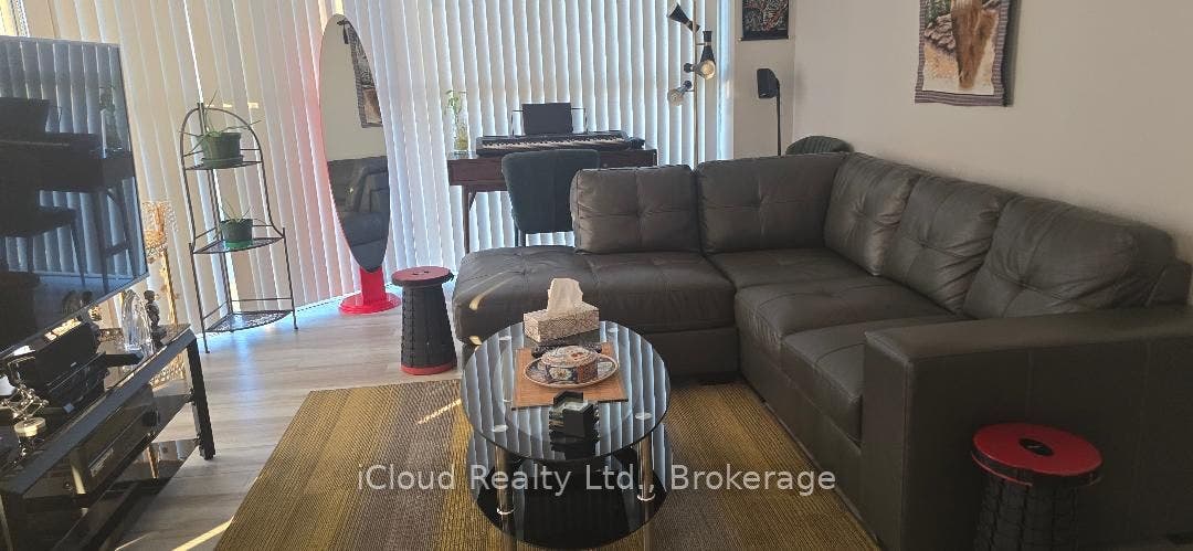600 Rexdale Boulevard, #706, Toronto W10, Toronto W, Toronto ON M9W 6T4