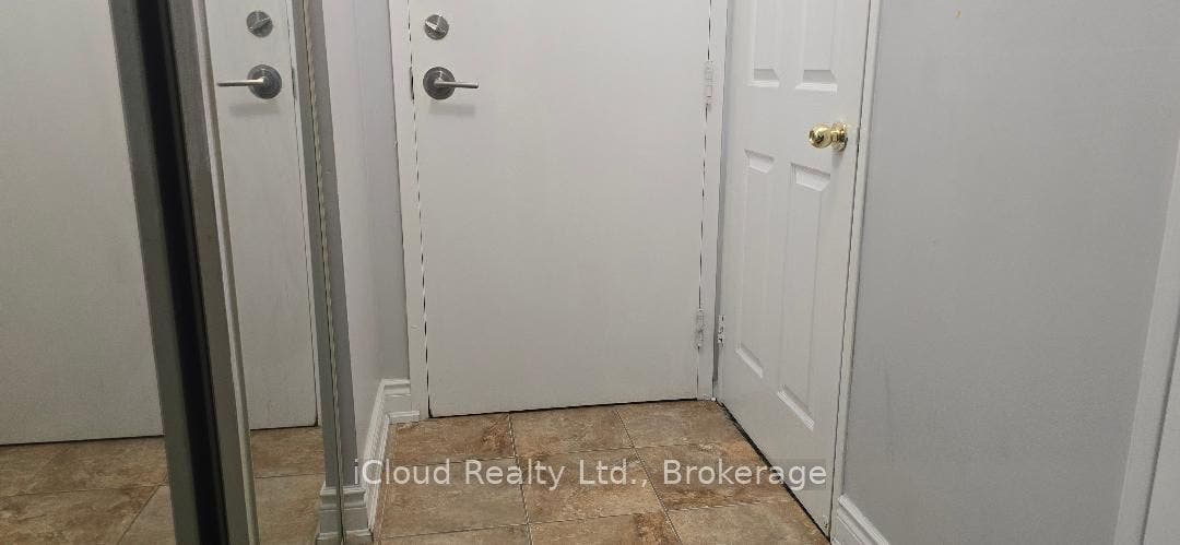 600 Rexdale Boulevard, #706, Toronto W10, Toronto W, Toronto ON M9W 6T4