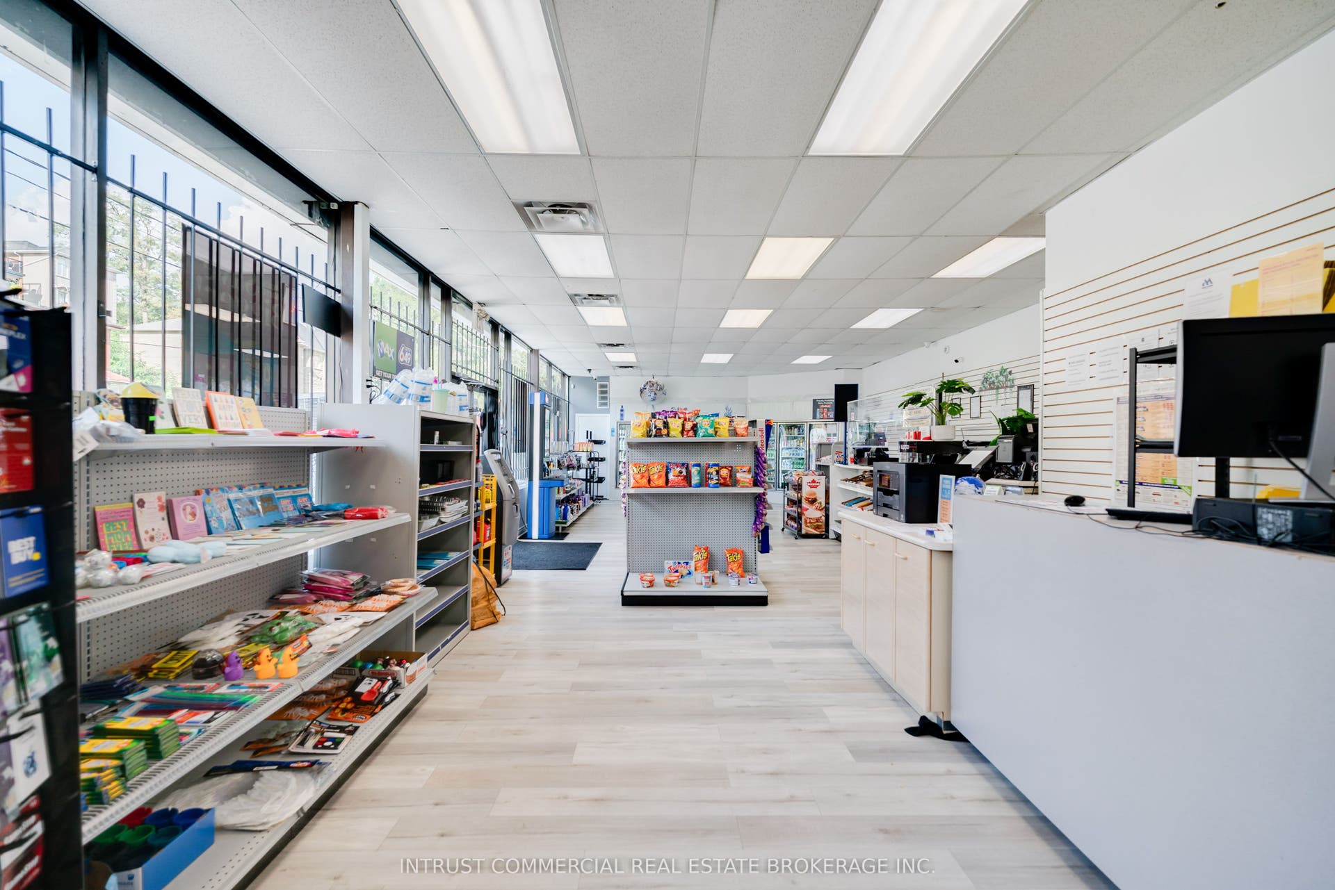 1463 Davenport Road, Toronto W, Toronto ON M6H 2H6 1463 Davenport Road, Toronto W, Toronto ON M6H 2H6