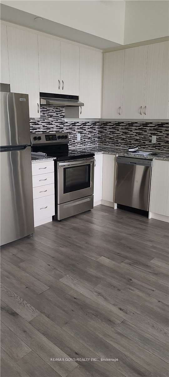 200 Lagerfeld Drive, #117, Brampton, Brampton, Peel ON L7A 5G5