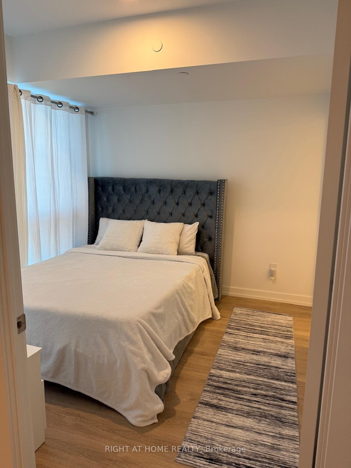 1100 Sheppard Avenue W, #905, Toronto W, Toronto ON M3K 0E4