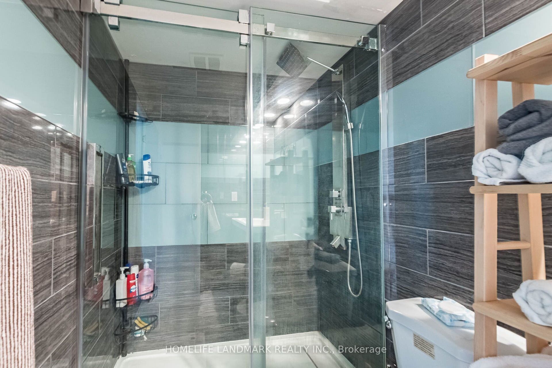 400 Mississauga Valley Boulevard, #160, Mississauga, Peel ON L5A 3N6