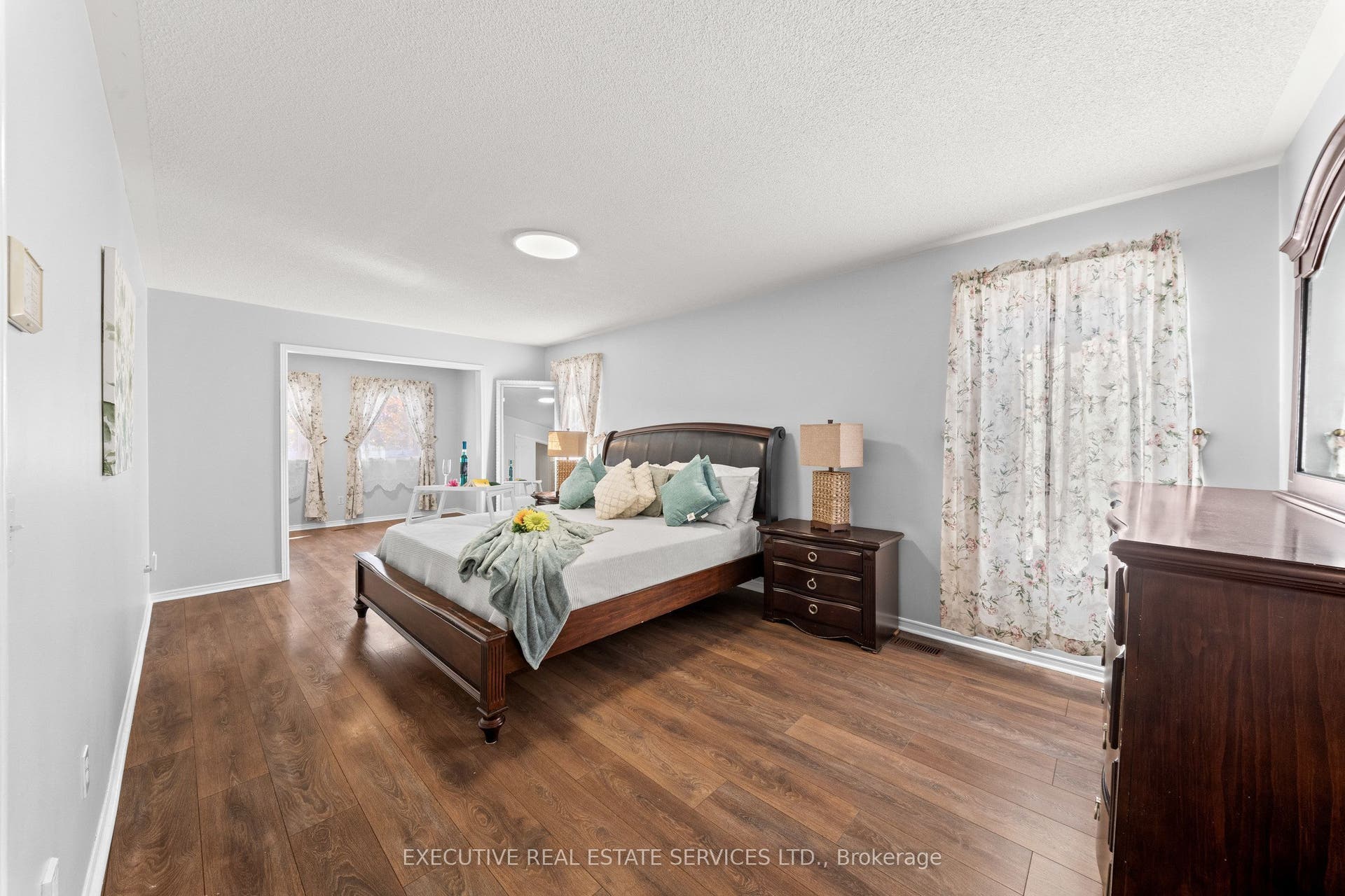 56 Pleasant Valley Place, Brampton, Brampton, Peel ON L6S 5S1