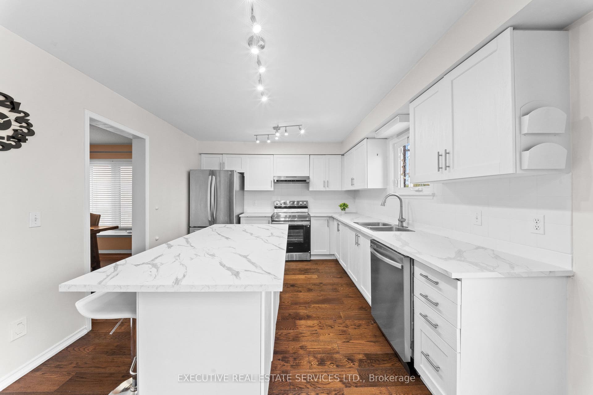 56 Pleasant Valley Place, Brampton, Brampton, Peel ON L6S 5S1