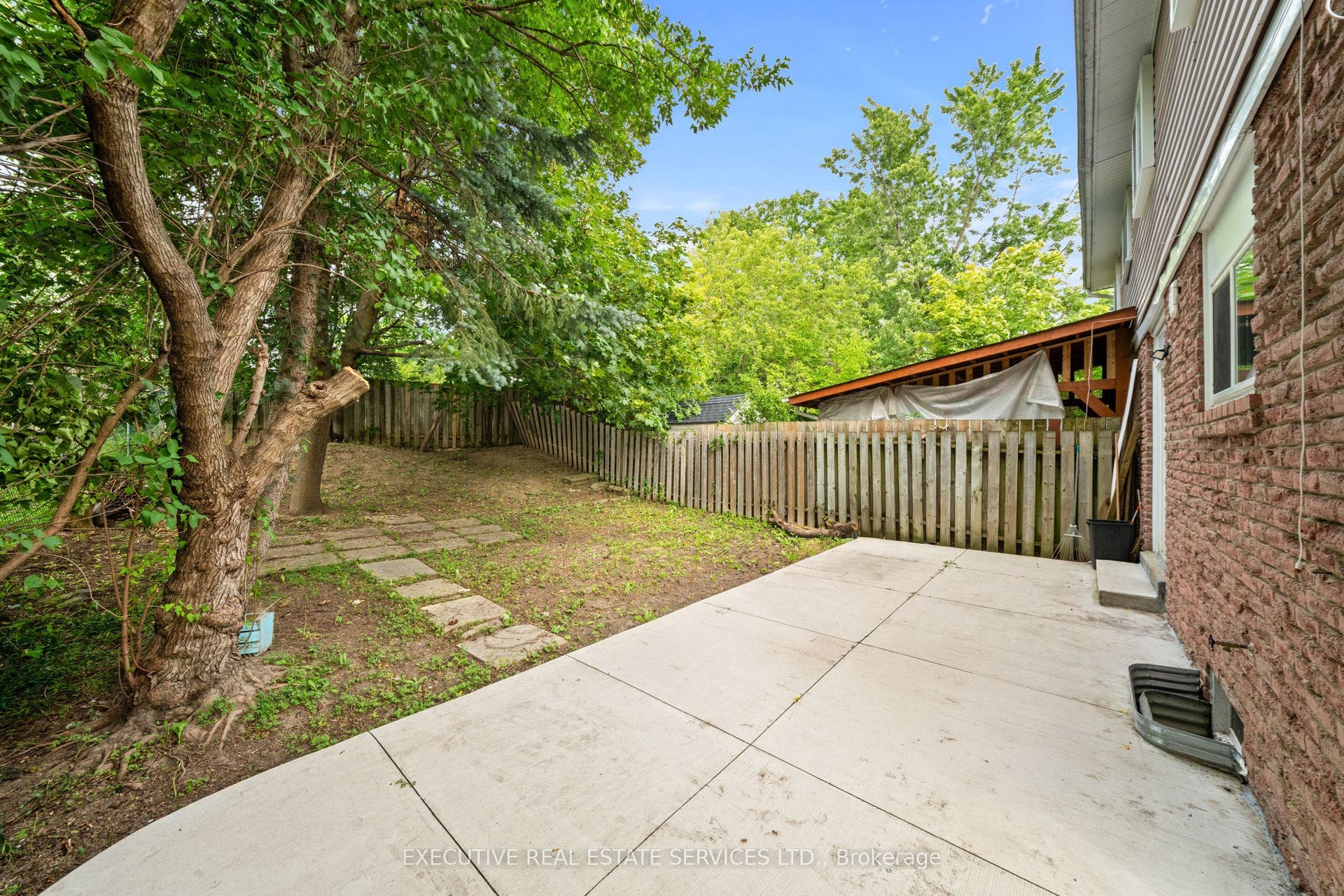 100 Centre Street N, Brampton, Brampton, Peel ON L6V 2Z3