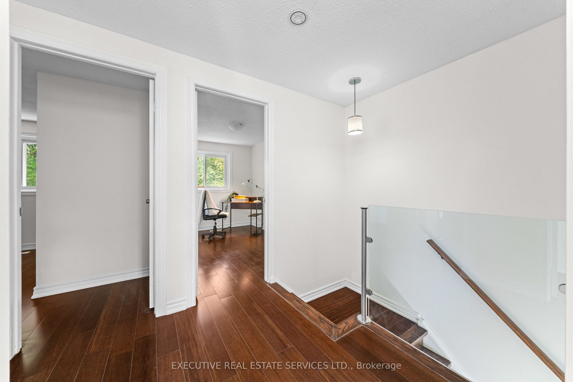 100 Centre Street N, Brampton, Brampton, Peel ON L6V 2Z3