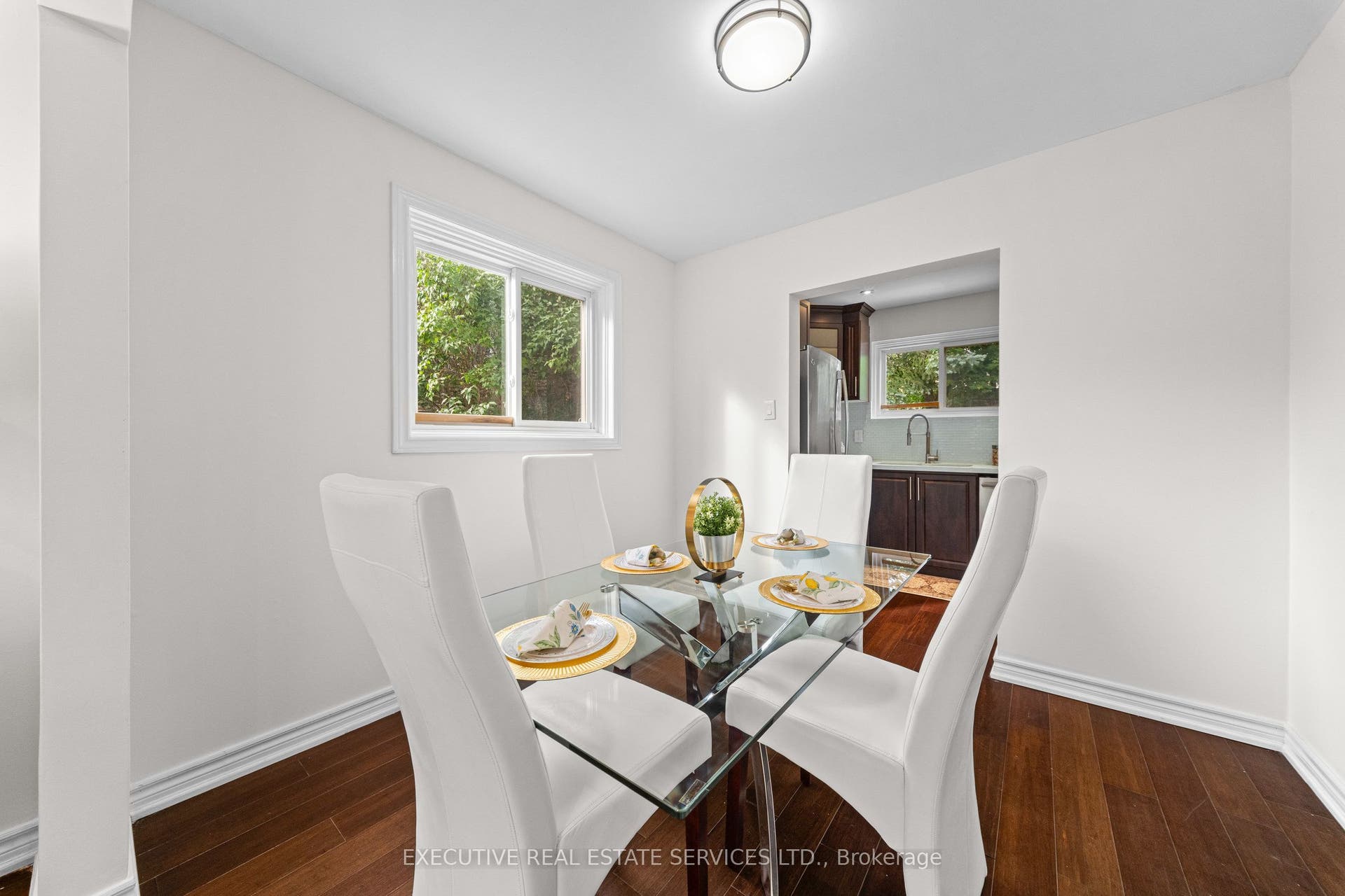 100 Centre Street N, Brampton, Brampton, Peel ON L6V 2Z3