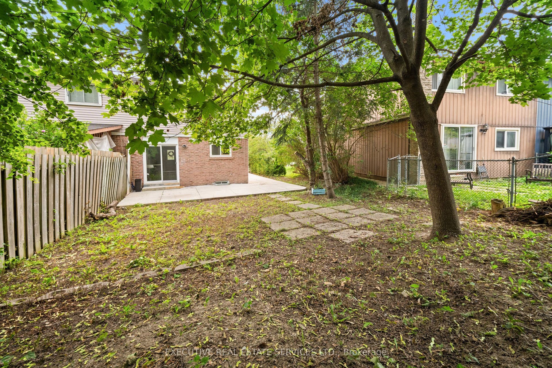 100 Centre Street N, Brampton, Brampton, Peel ON L6V 2Z3