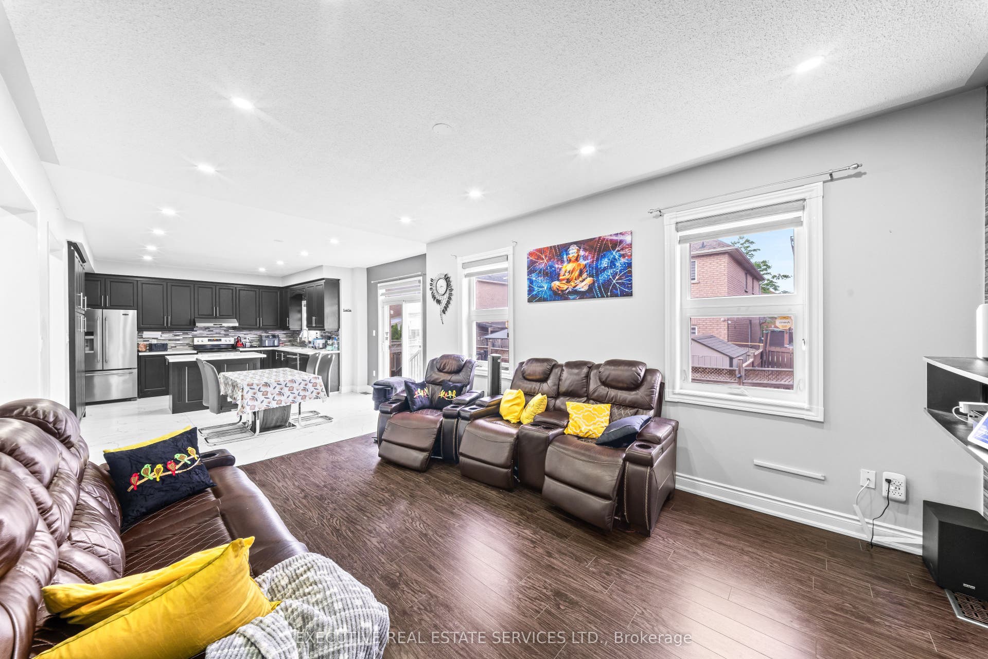 7 Chapparal Drive, Brampton, Peel ON L6R 3C5