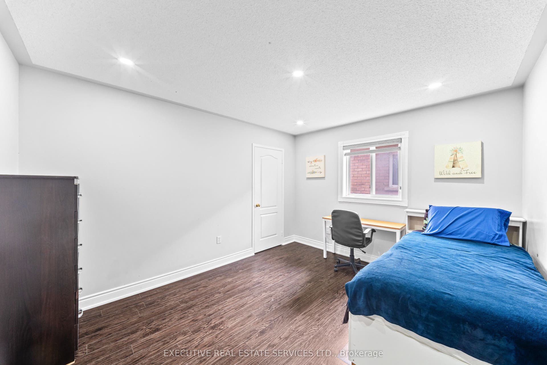 7 Chapparal Drive, Brampton, Peel ON L6R 3C5
