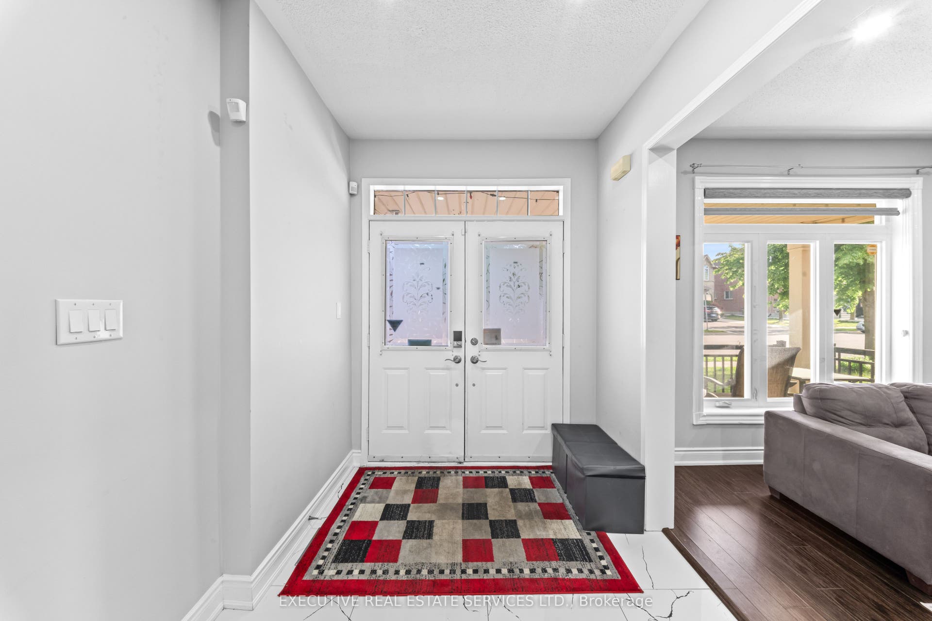 7 Chapparal Drive, Brampton, Peel ON L6R 3C5