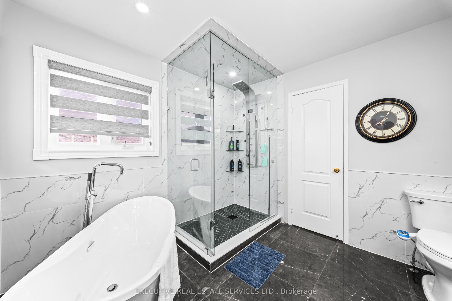 7 Chapparal Drive, Brampton, Peel ON L6R 3C5