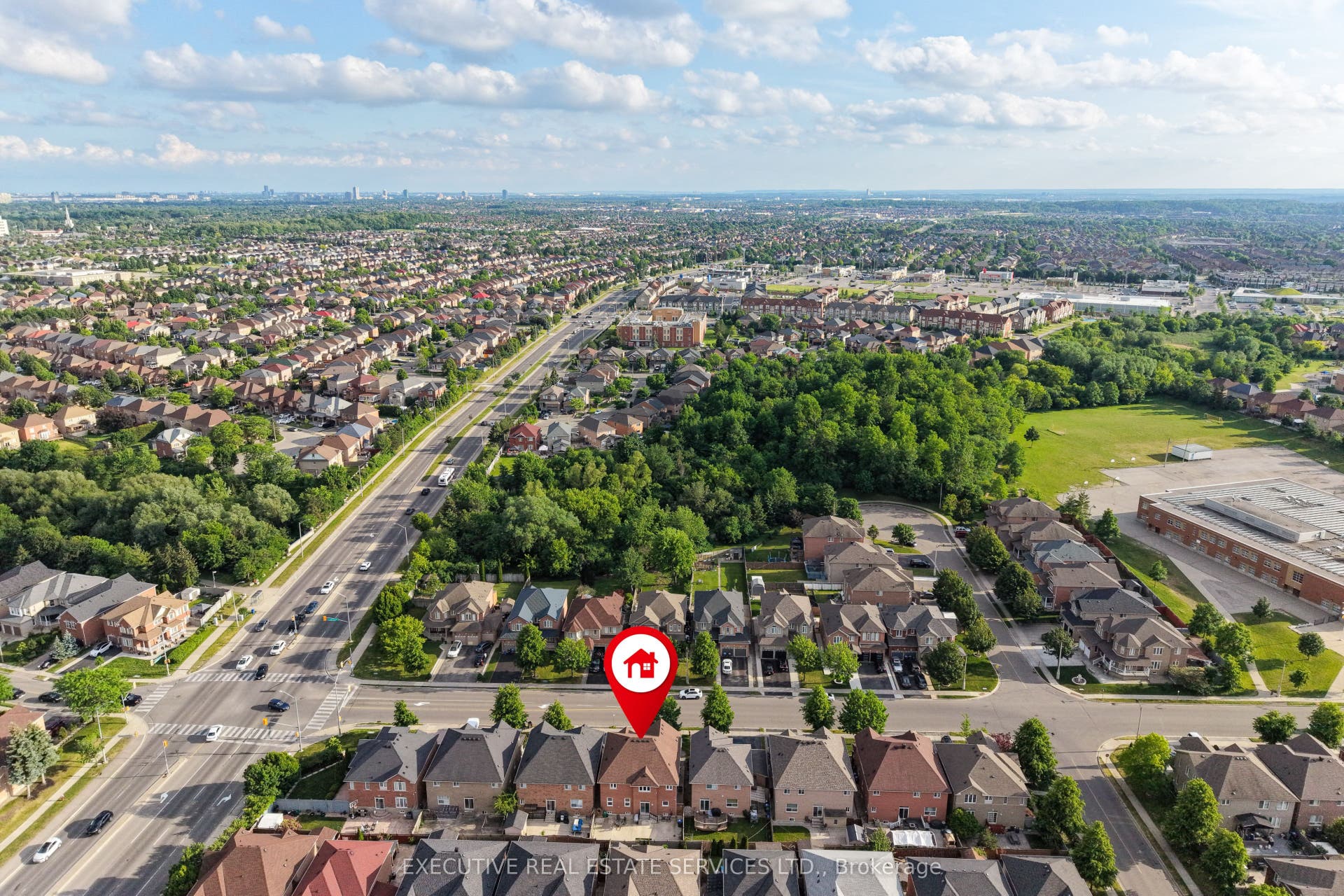 7 Chapparal Drive, Brampton, Peel ON L6R 3C5
