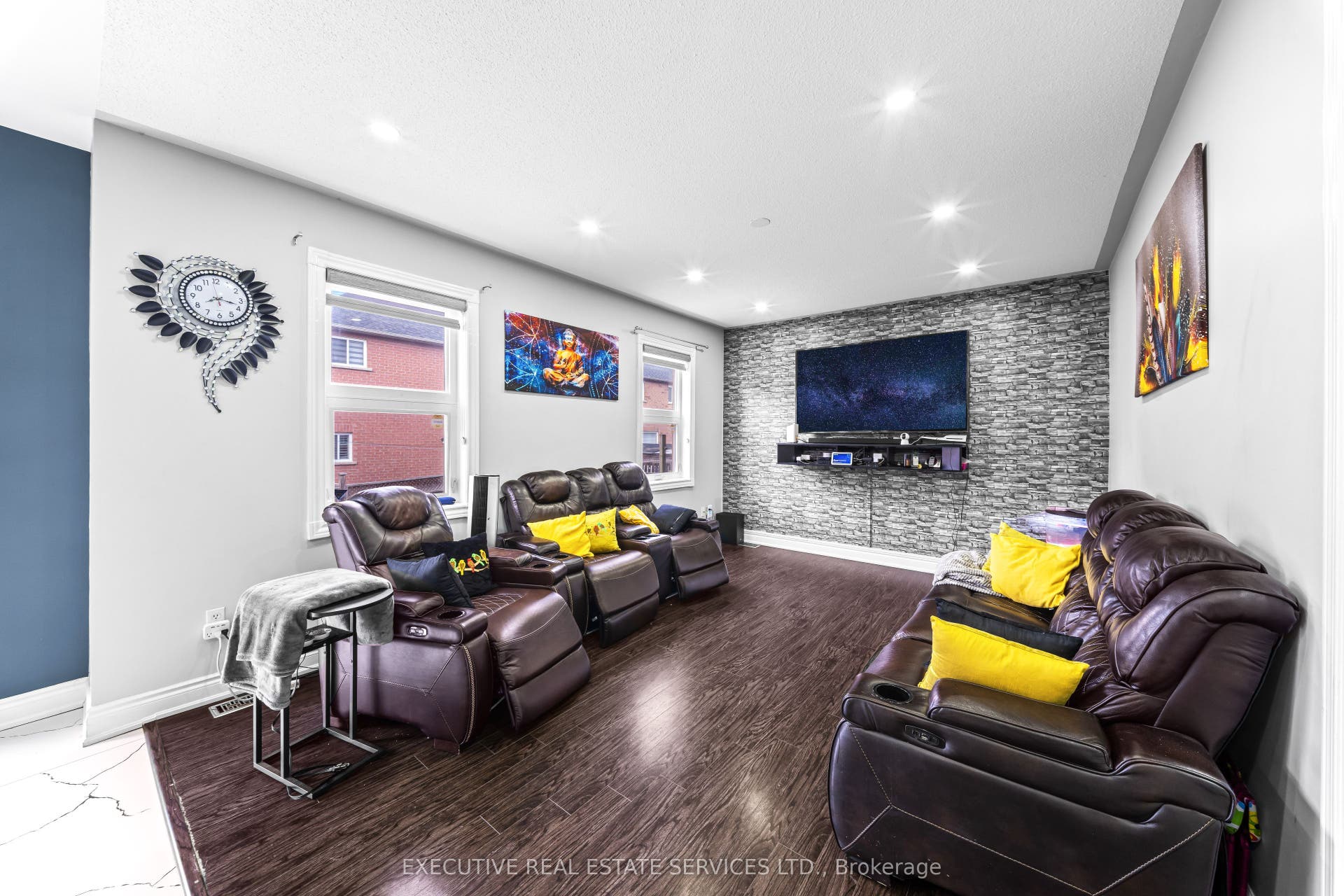 7 Chapparal Drive, Brampton, Peel ON L6R 3C5