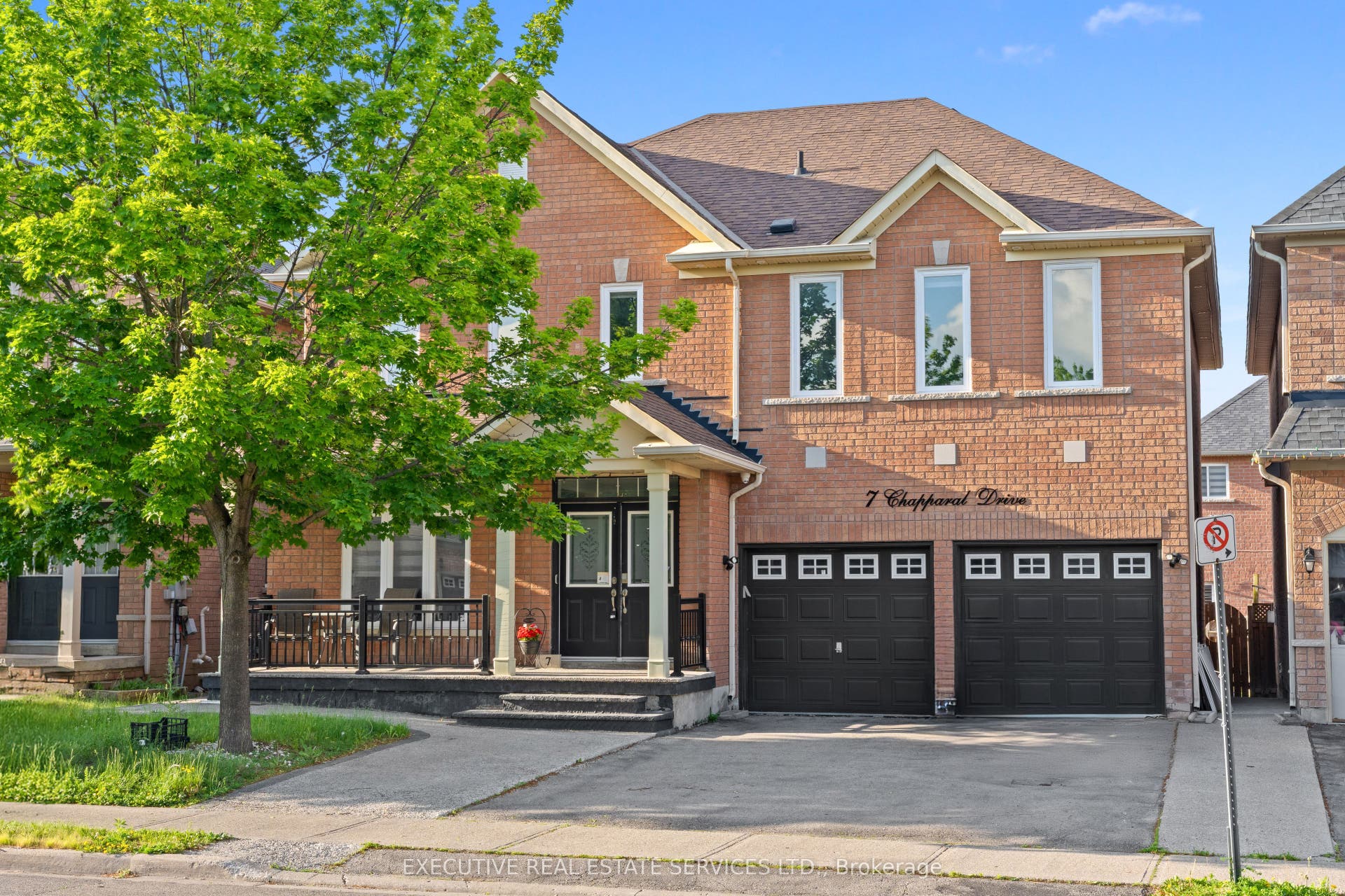 7 Chapparal Drive, Brampton, Peel ON L6R 3C5