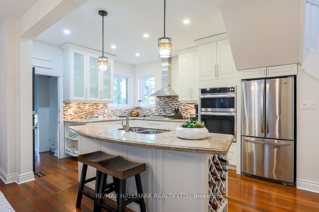 620 Indian Road, Toronto W02, Toronto W, Toronto ON M6P 2C6
