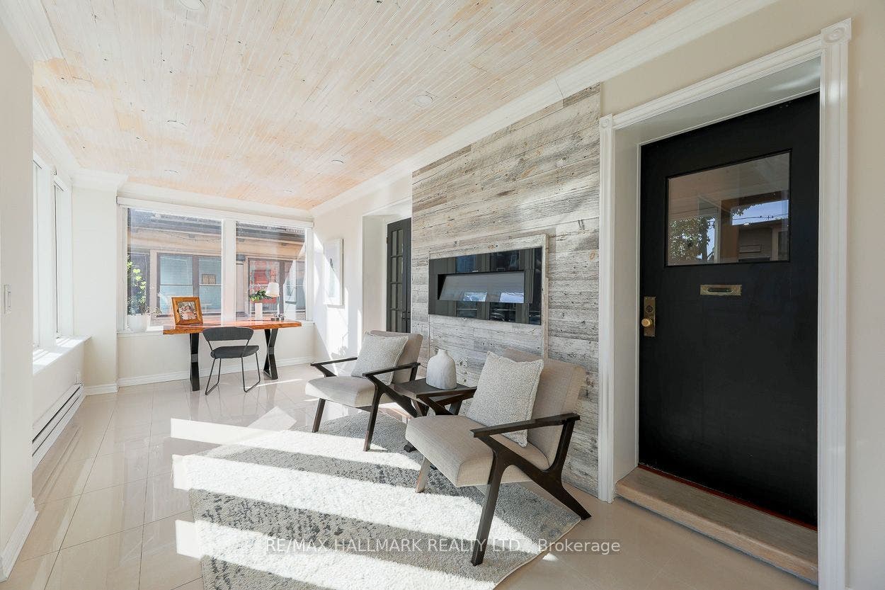 620 Indian Road, Toronto W02, Toronto W, Toronto ON M6P 2C6