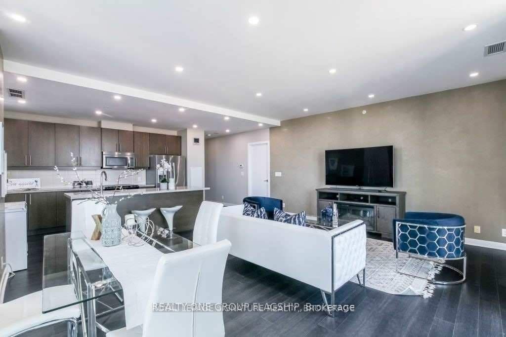 3985 Grand Park Drive, #2801, Mississauga, Peel ON L5B 0H8