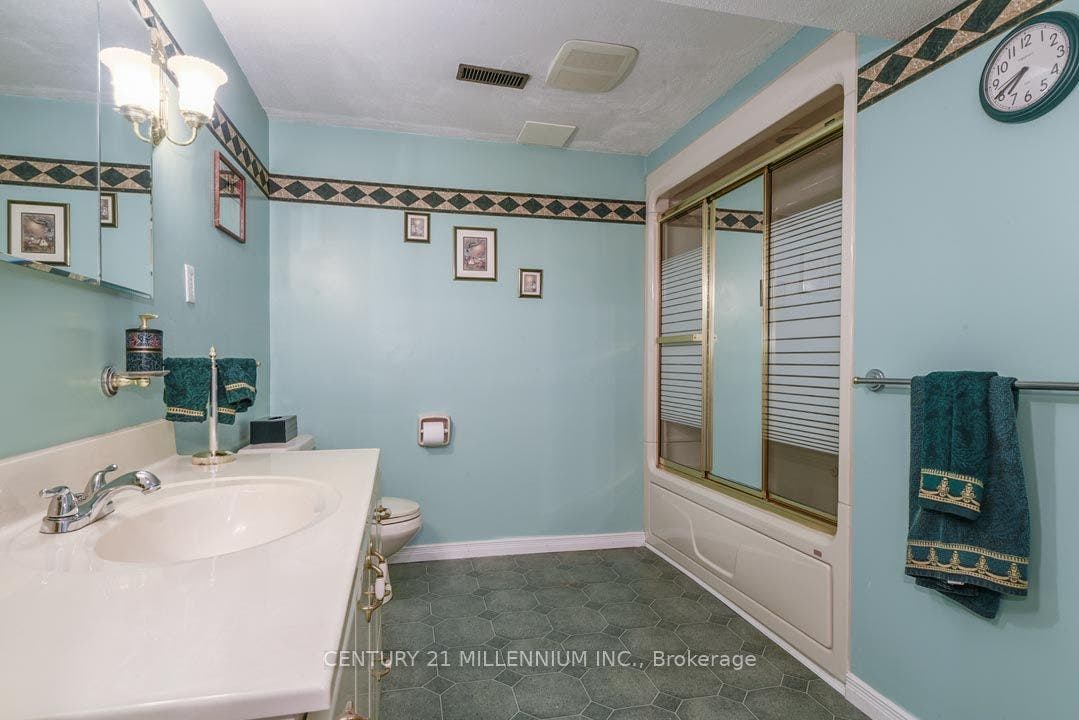 18350 Duffys Lane, Caledon, Peel ON L7E 3C4