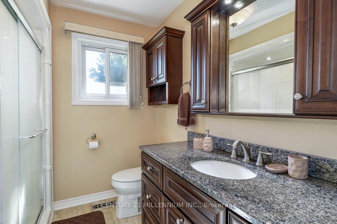 18350 Duffys Lane, Caledon, Peel ON L7E 3C4