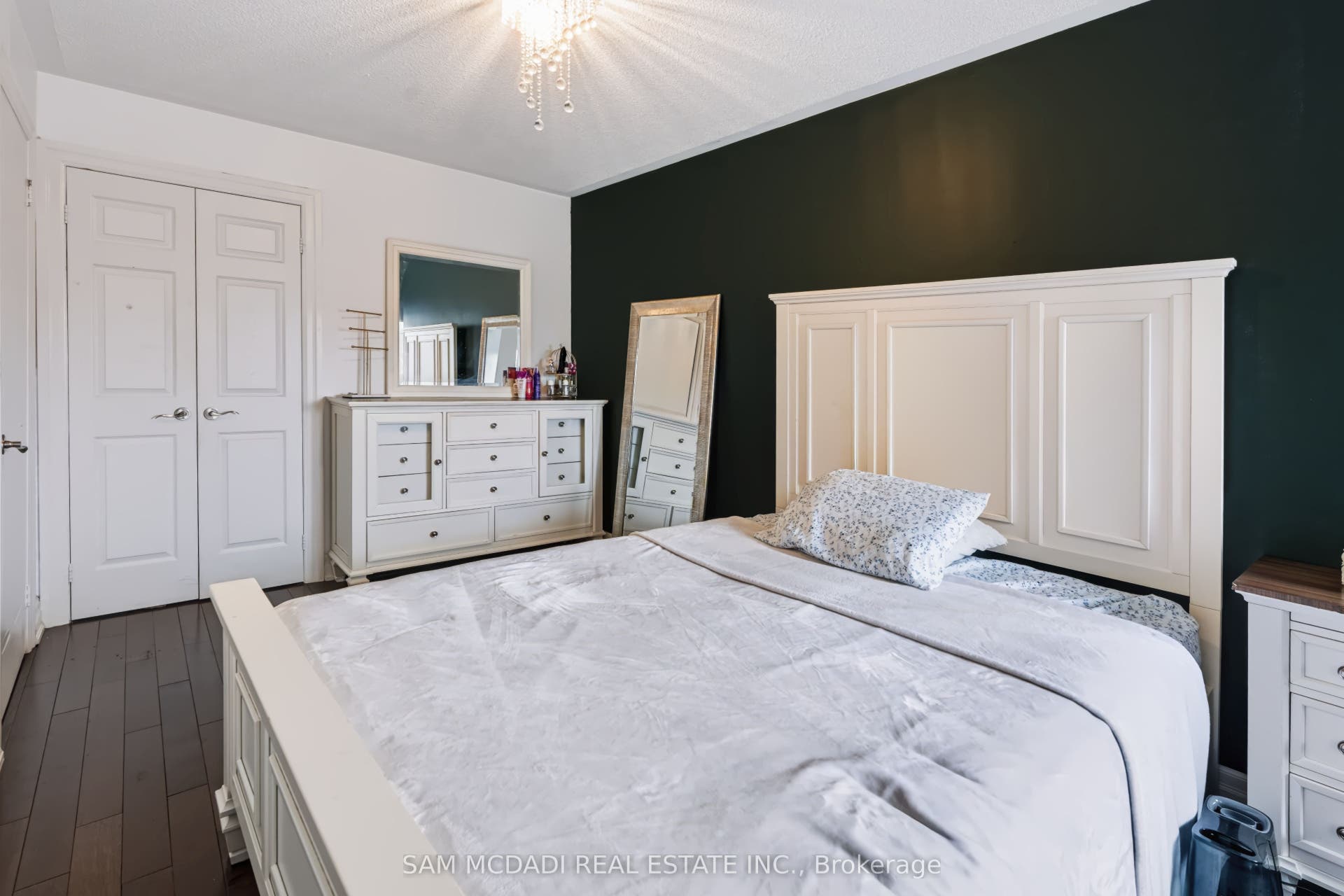 7562 Magistrate Terrace, Mississauga, Peel ON L5W 1L3