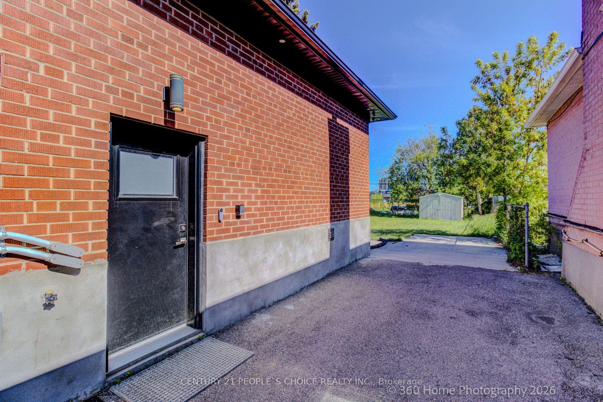 37 Bentworth Avenue, #2, Toronto W04, Toronto W, Toronto ON M6A 1P1