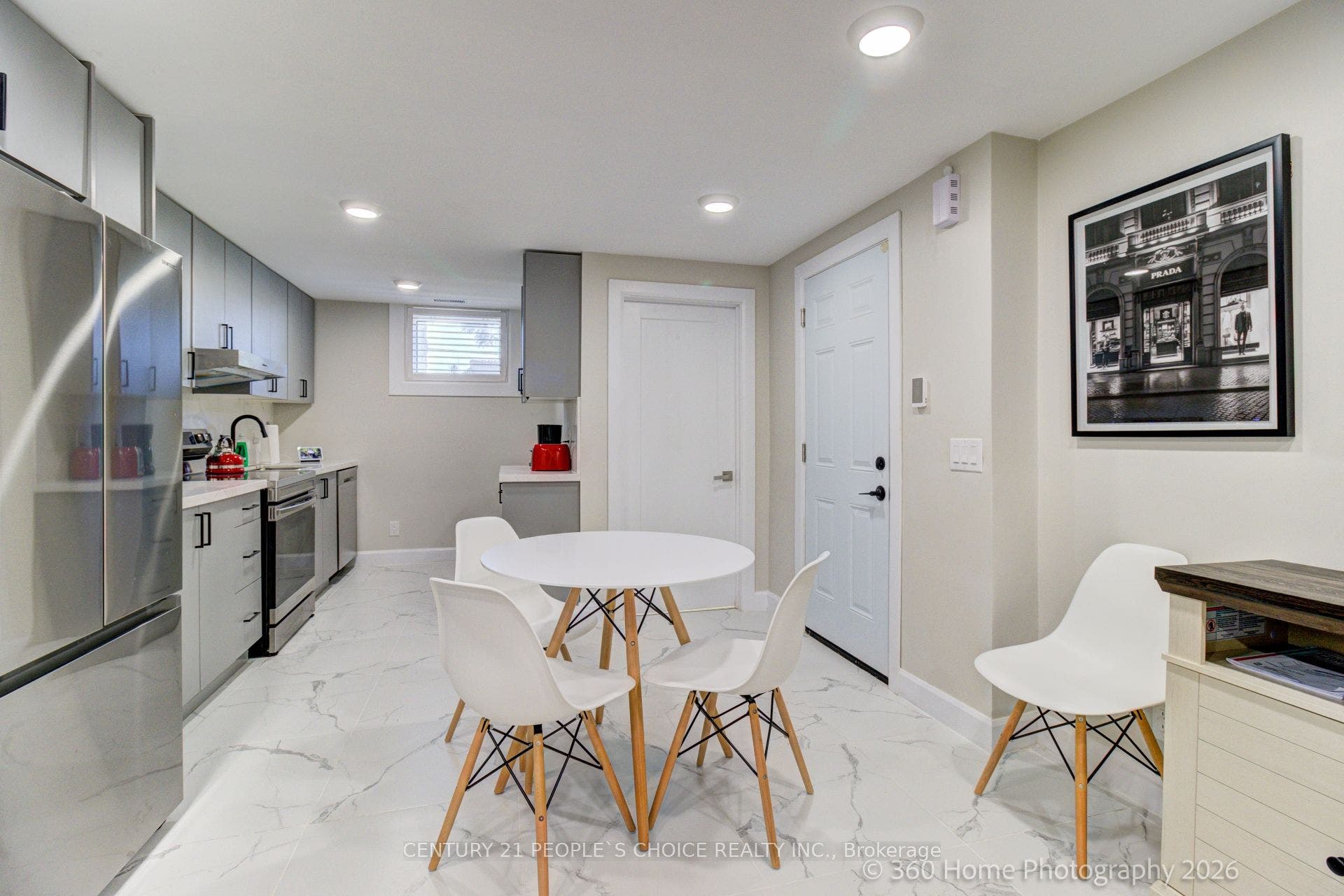 37 Bentworth Avenue, #2, Toronto W04, Toronto W, Toronto ON M6A 1P1